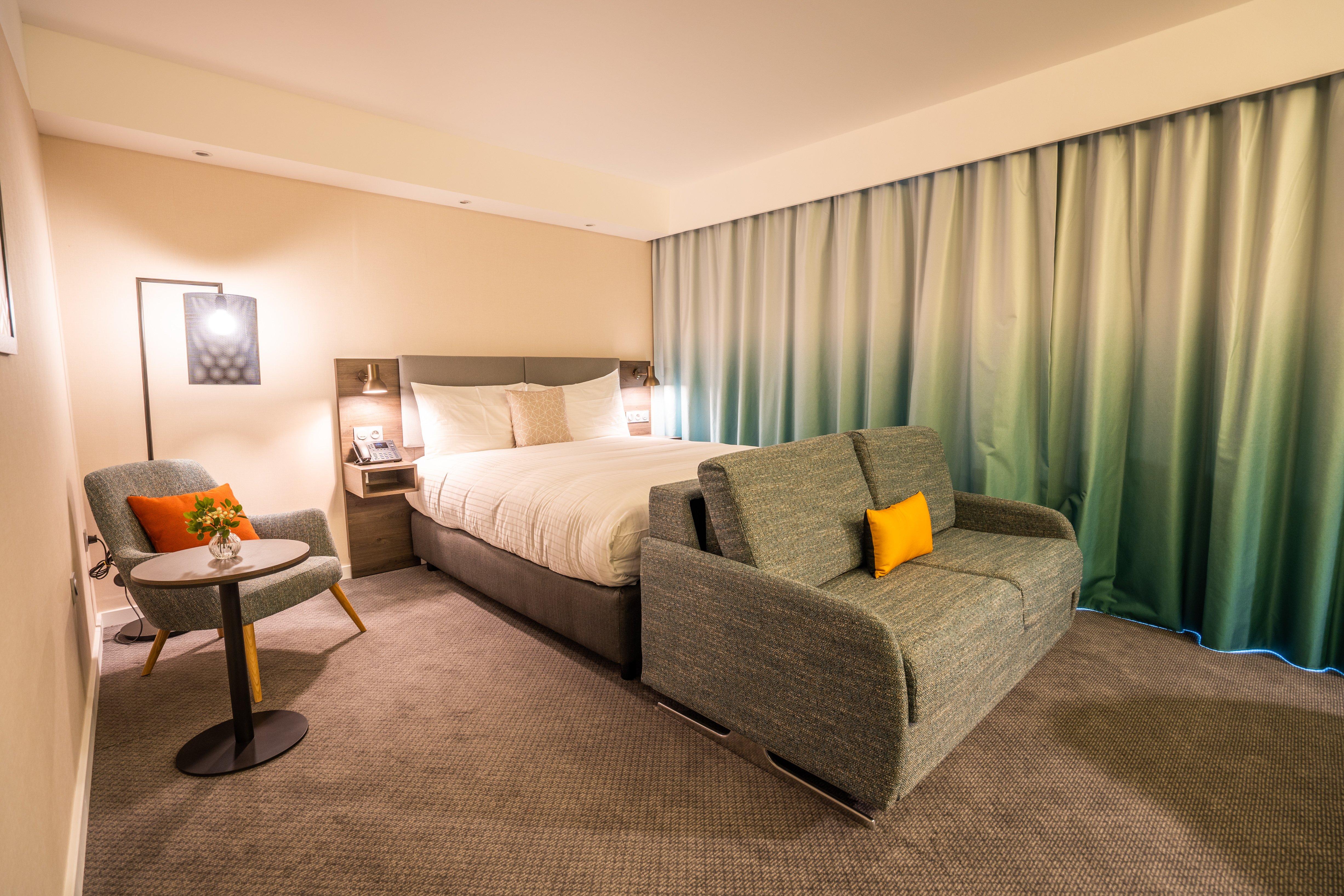 Double Premium Queen Bed