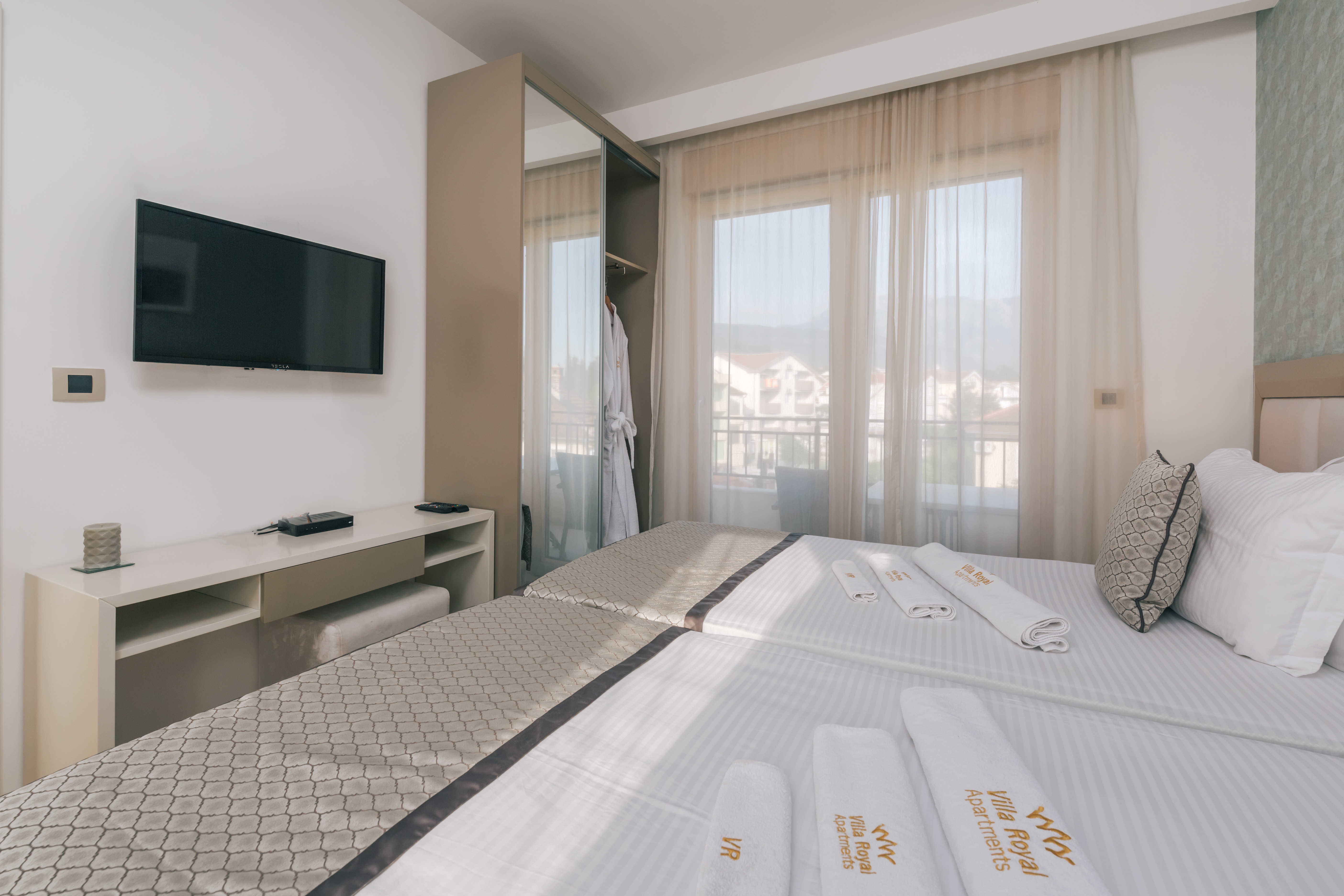 Suite Deluxe with Balcony