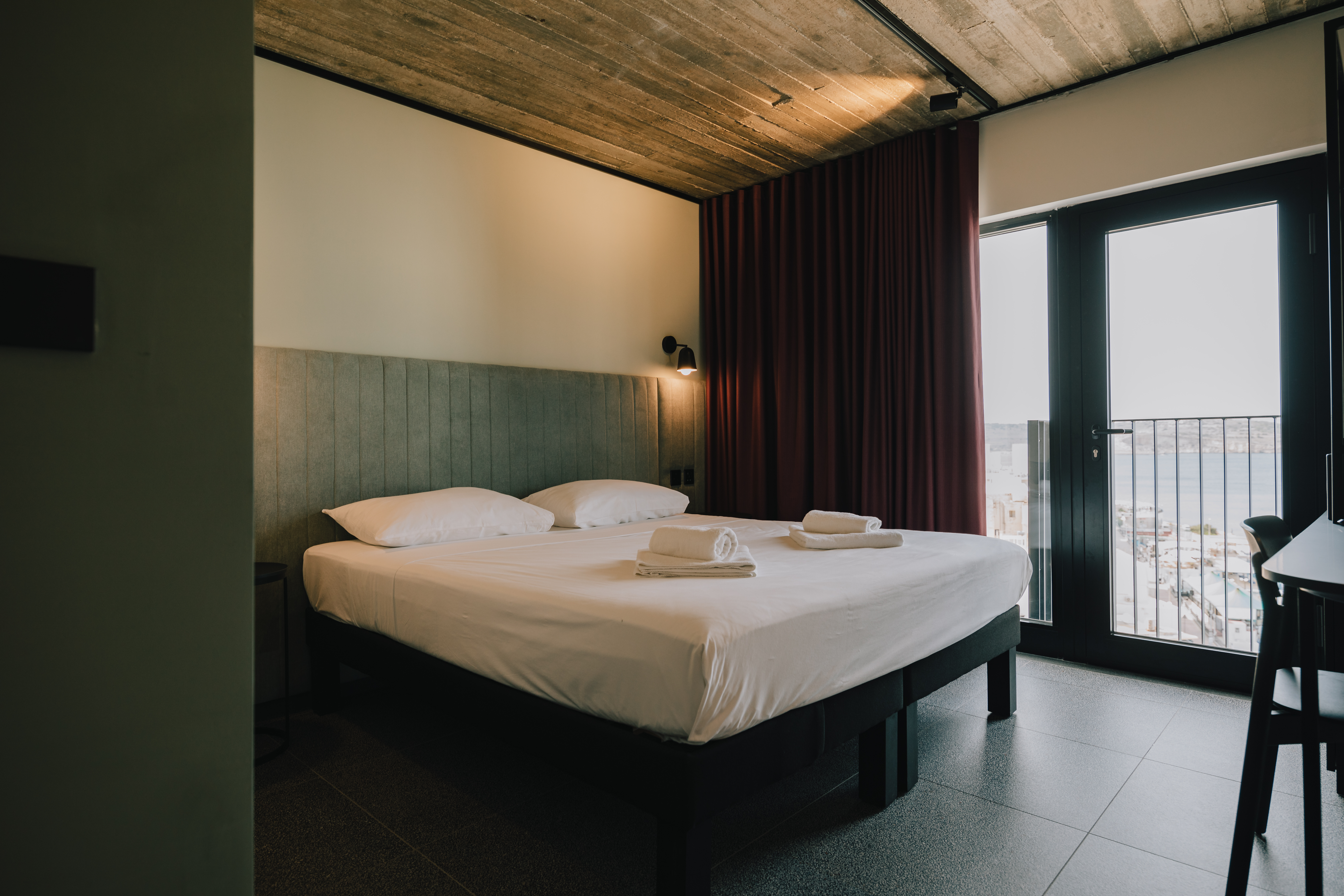 Double Superior King Bed