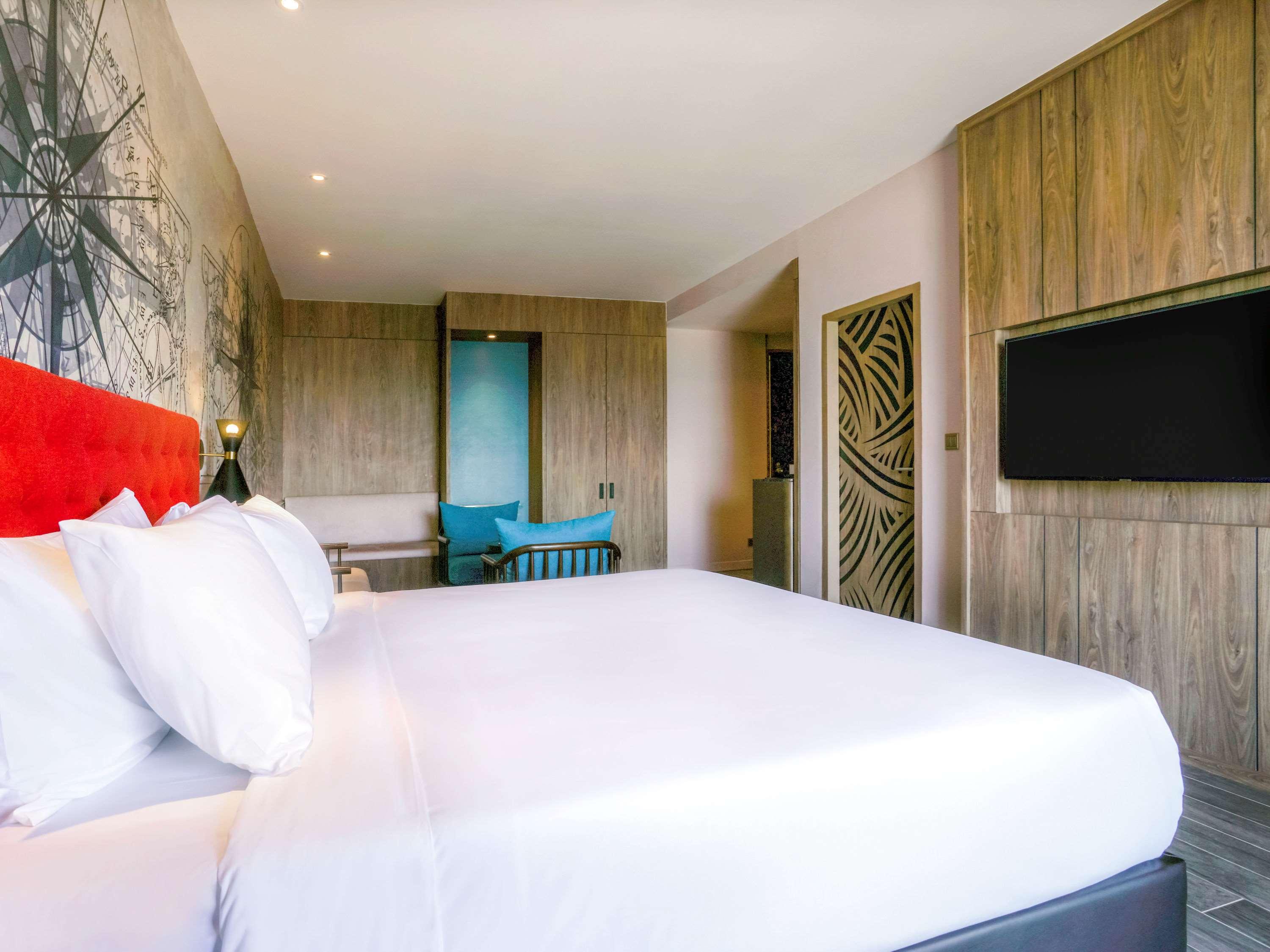 Suite Deluxe King Bed