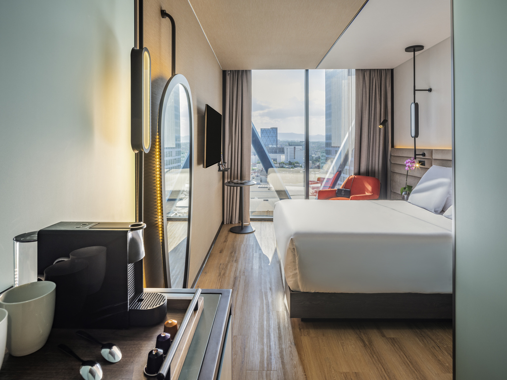 Double Superior Queen Bed