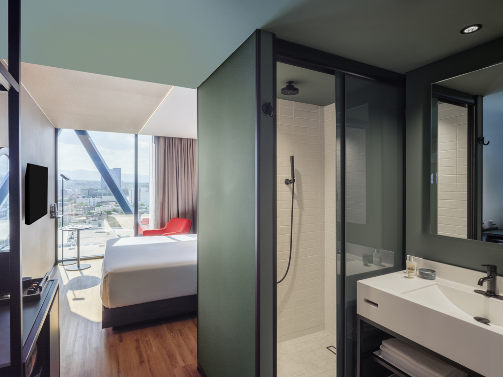 Double Superior King Bed