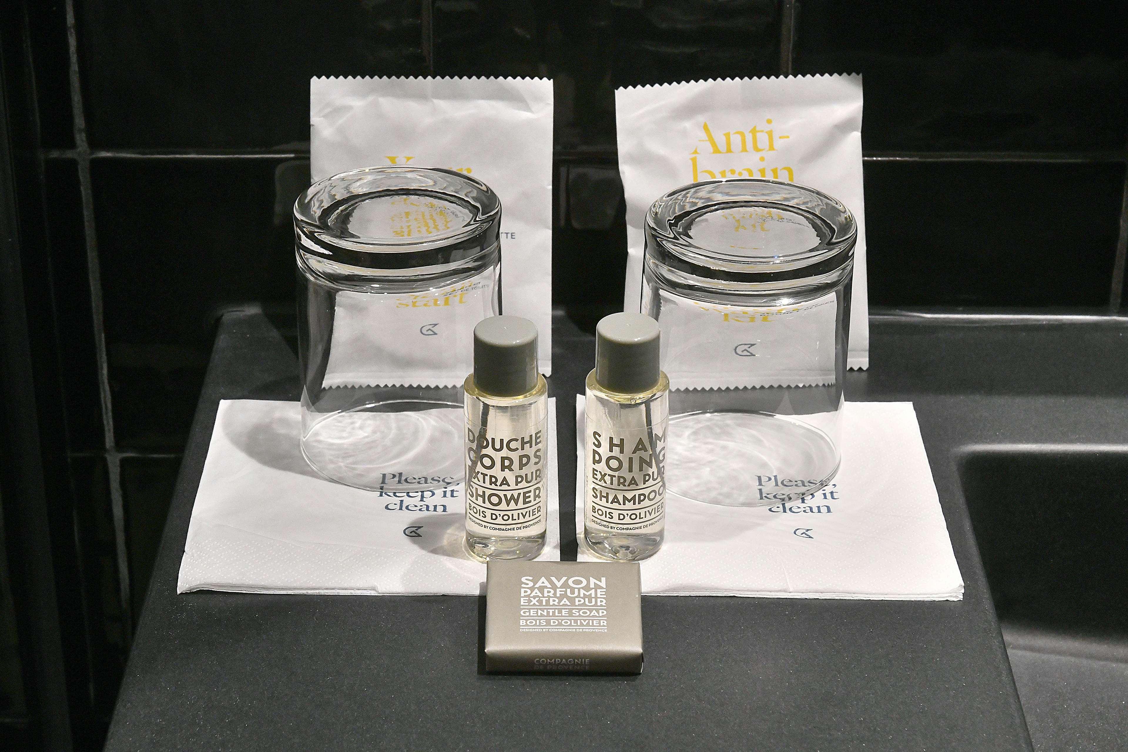 Double Deluxe King Bed