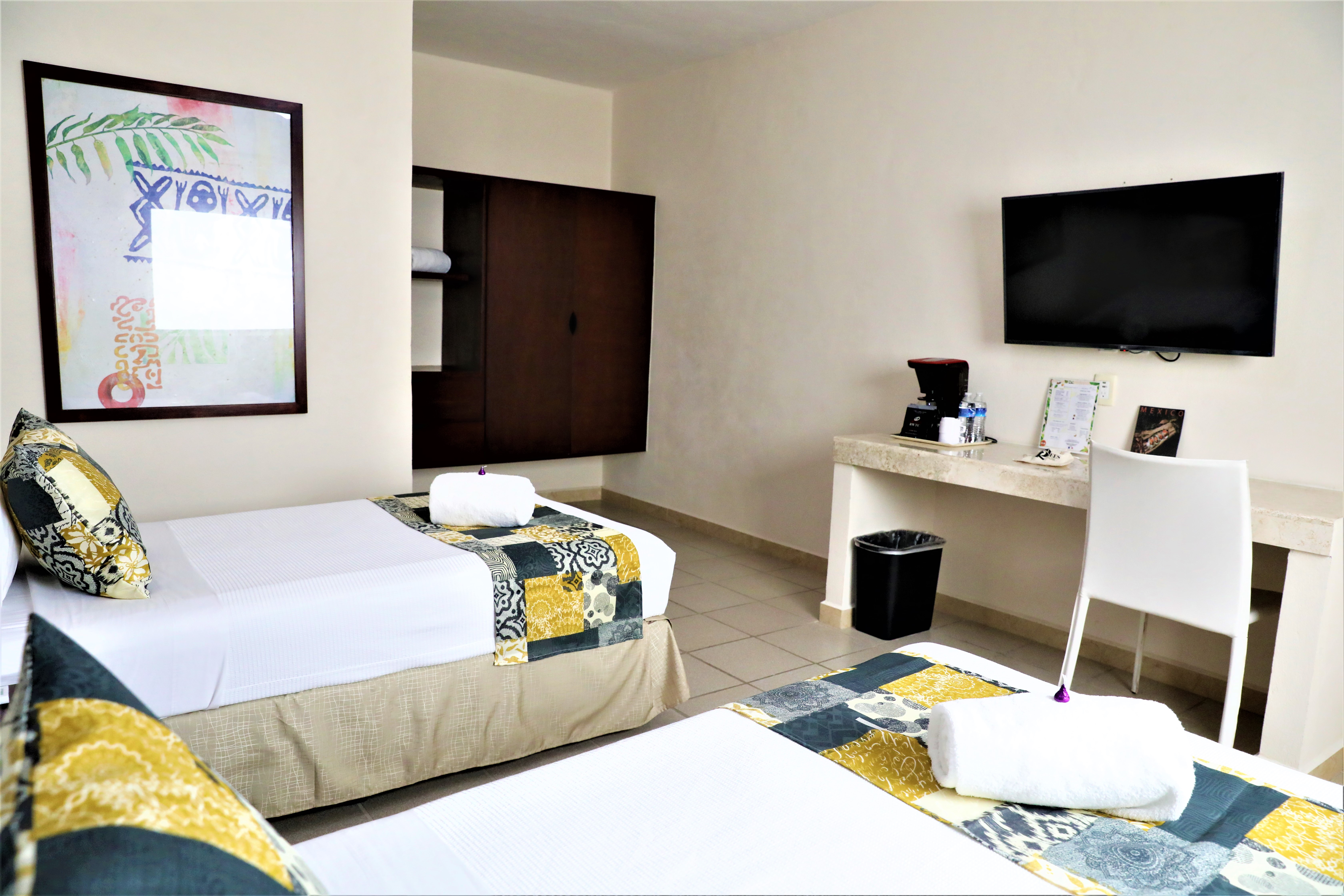 Family Room Three Beds