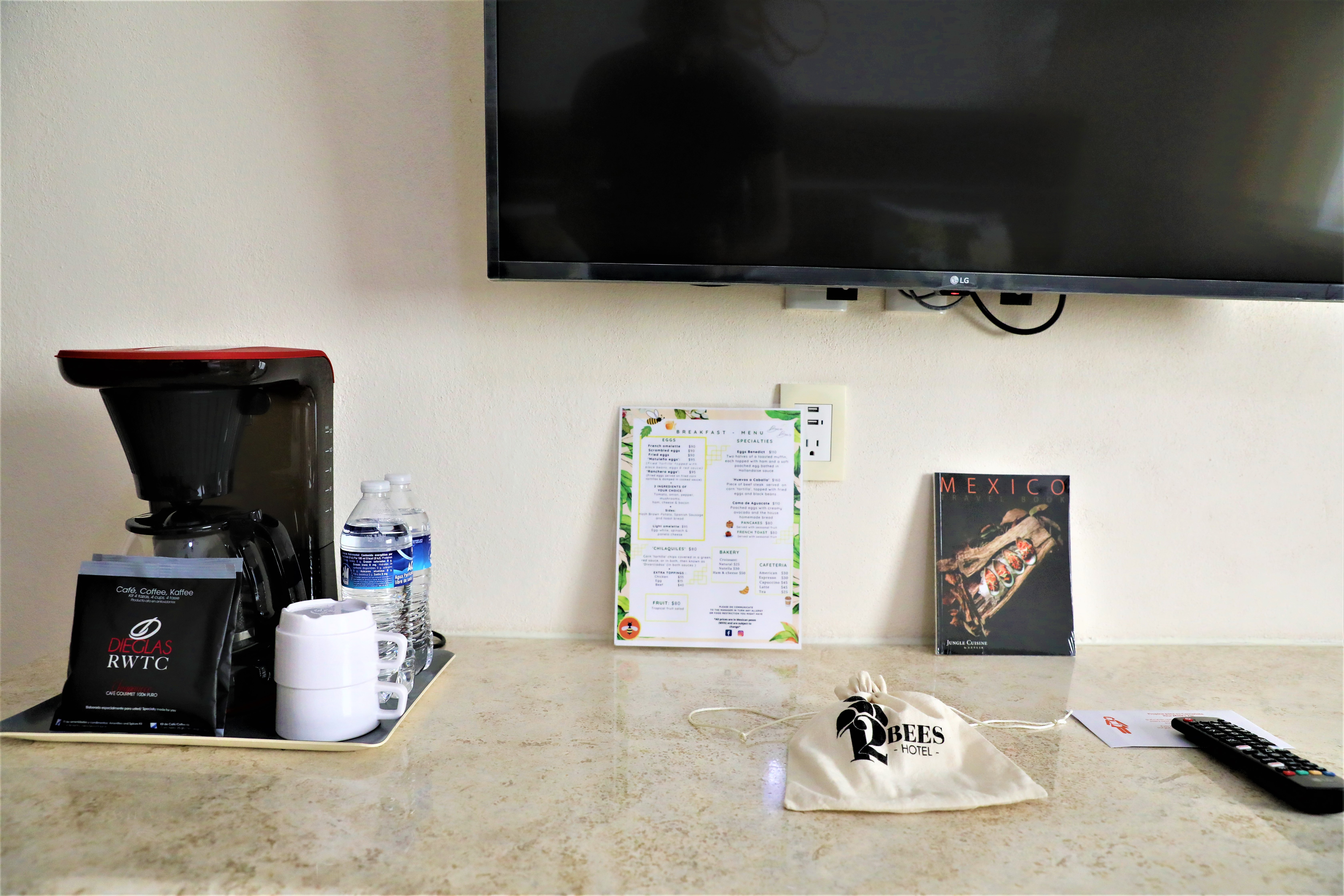 Family Room Three Beds