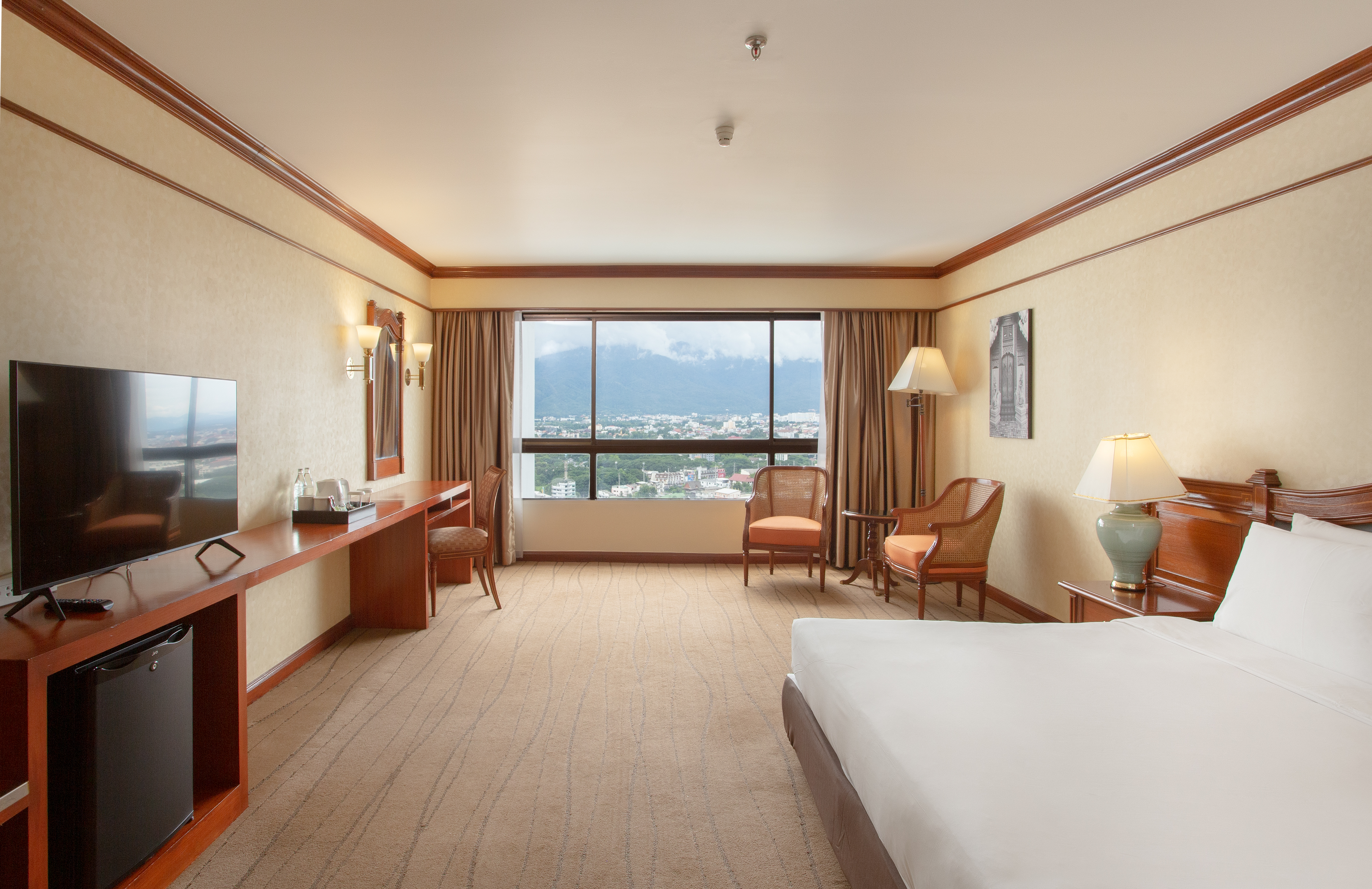 Double Deluxe King Bed