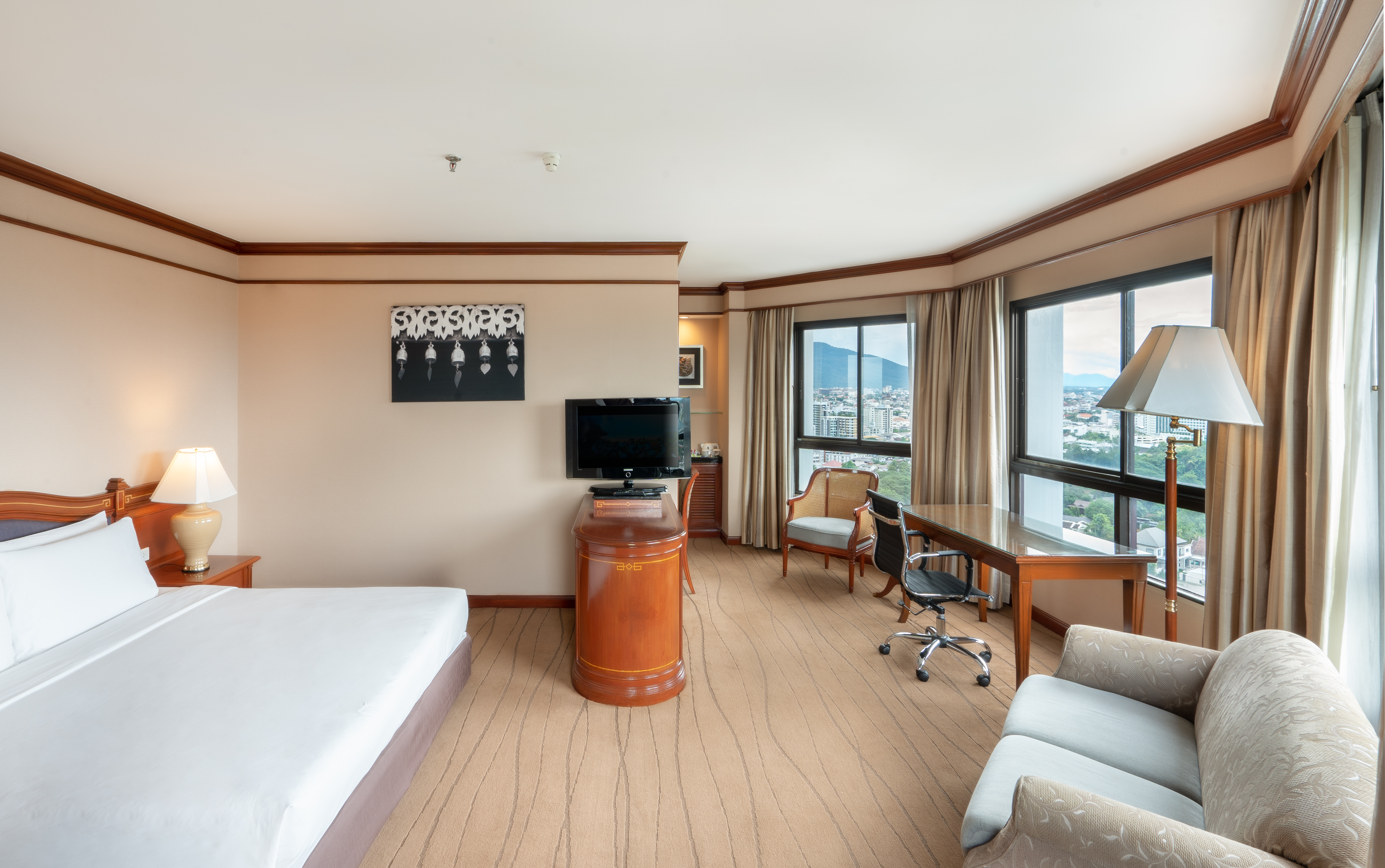 Junior Suite King Size Bed