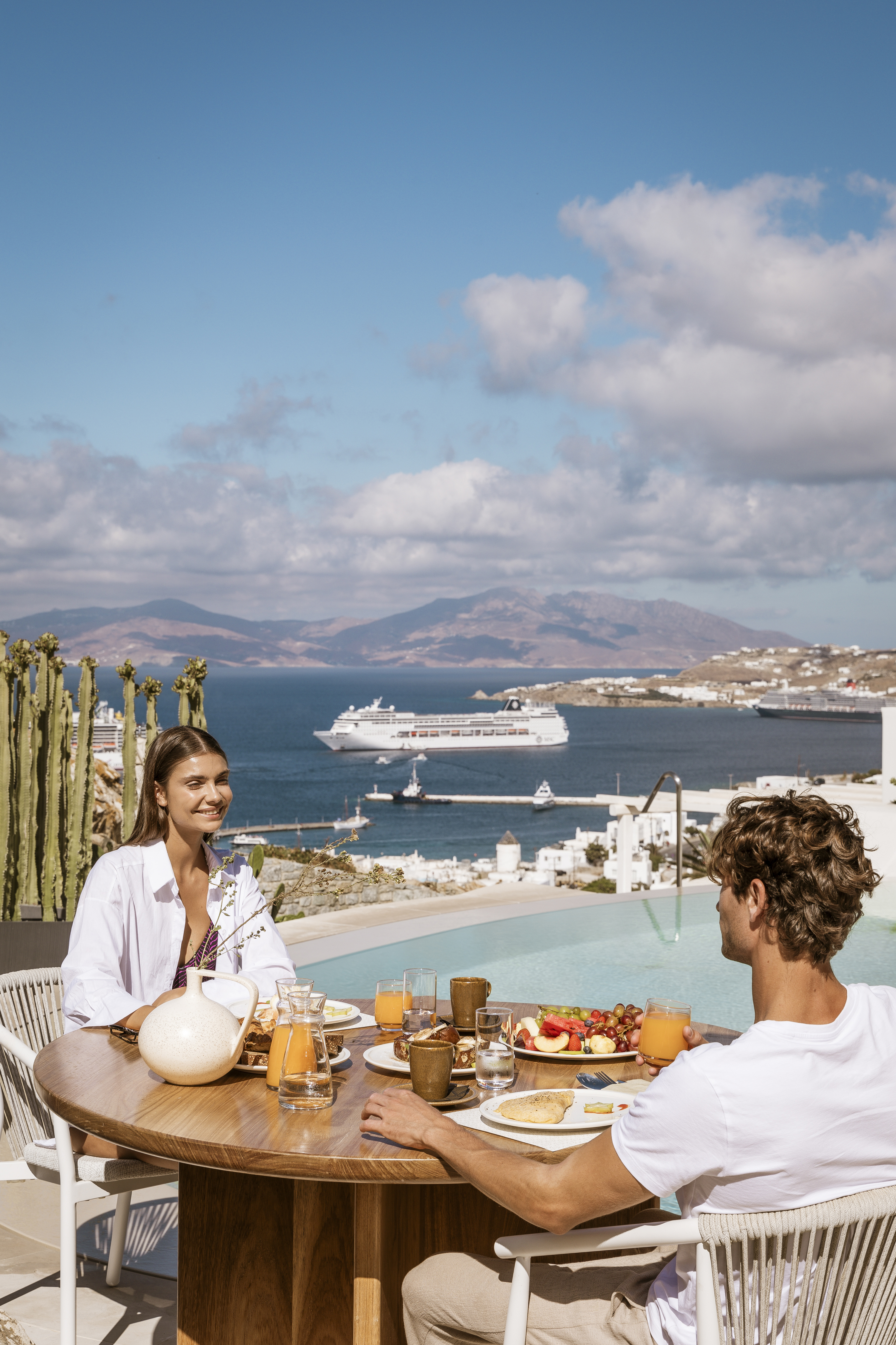 Suite Two Bedrooms with Private Pool