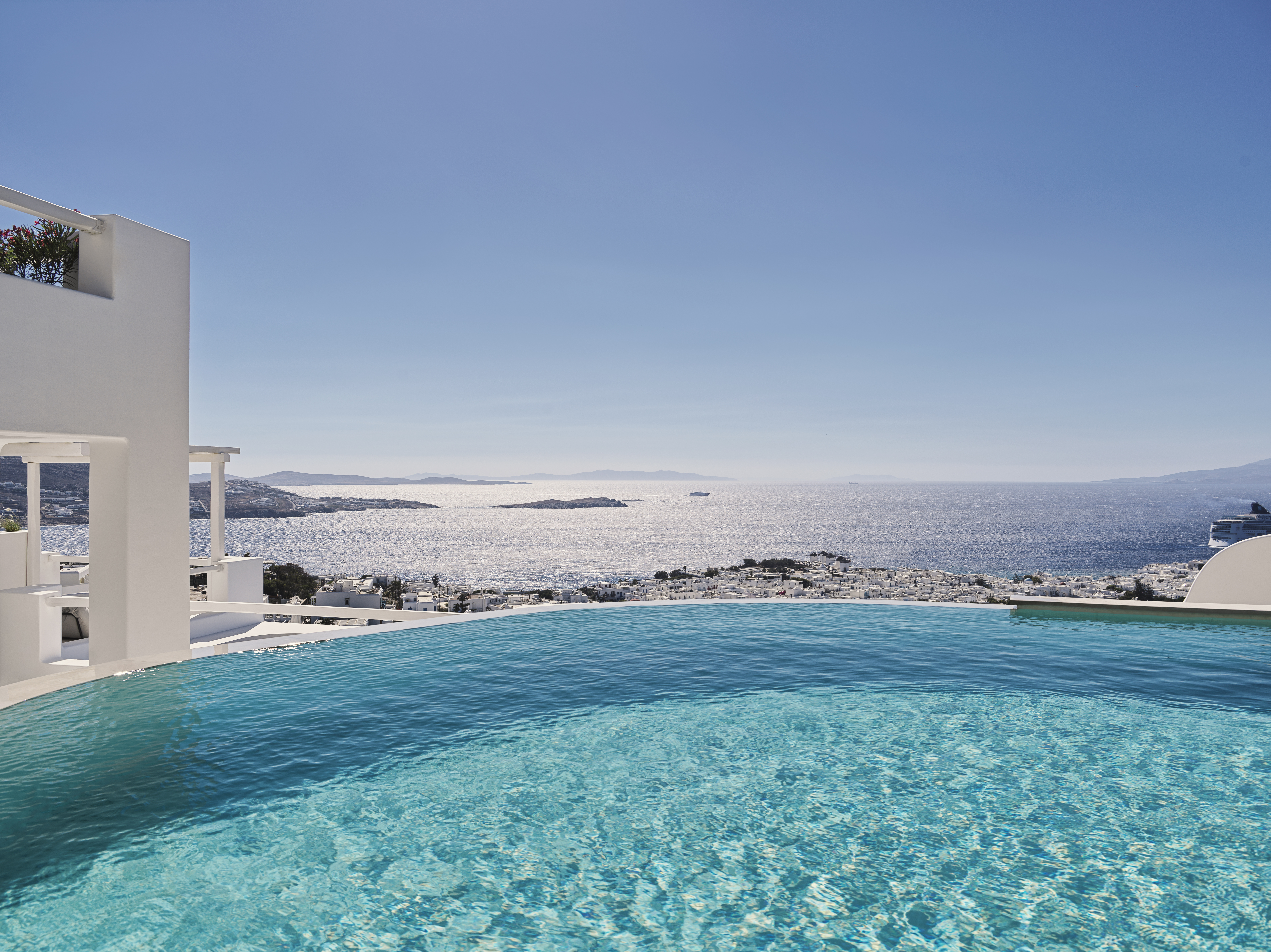 Suite Two Bedrooms with Private Pool