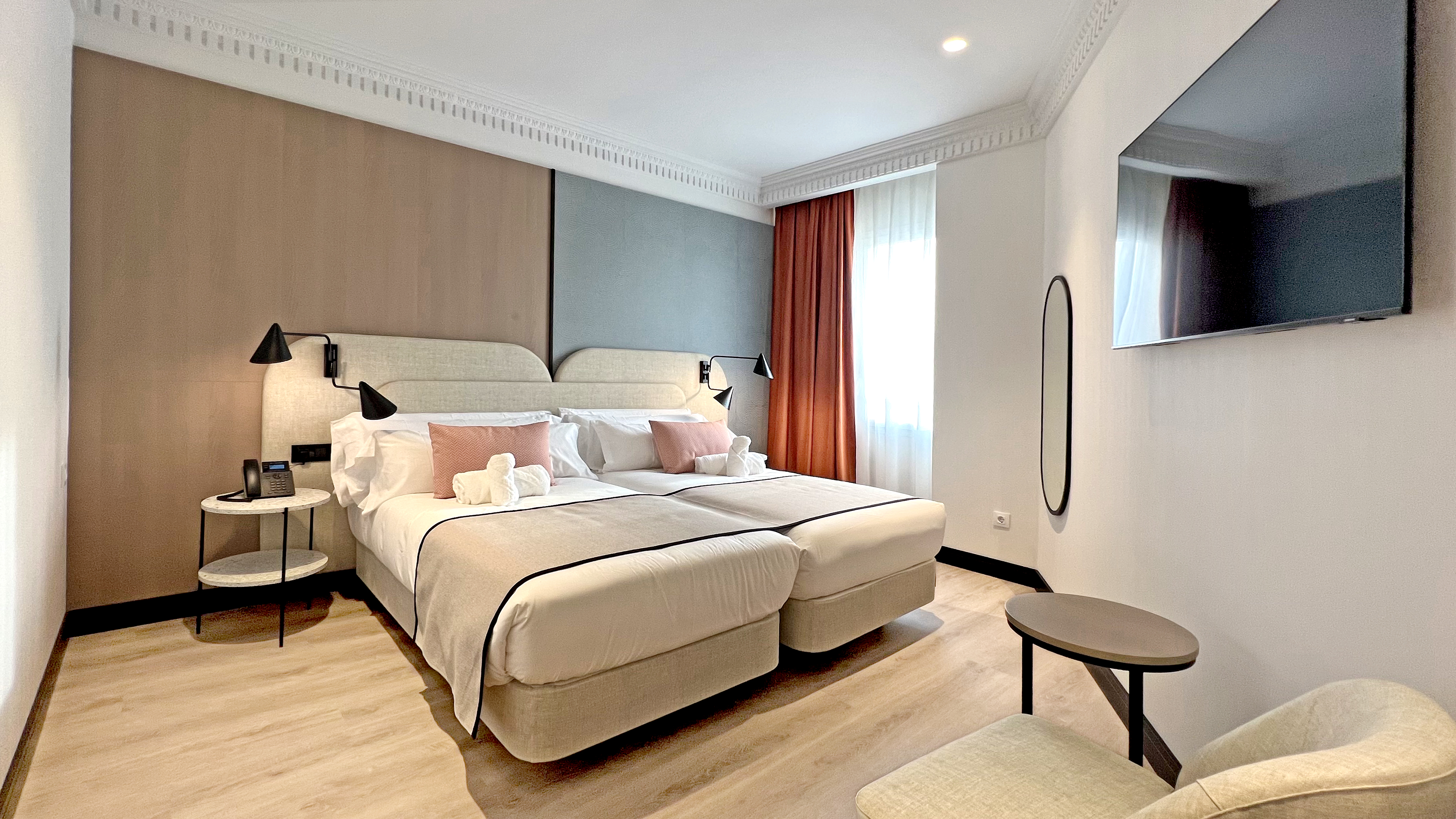 Double or Twin Standard