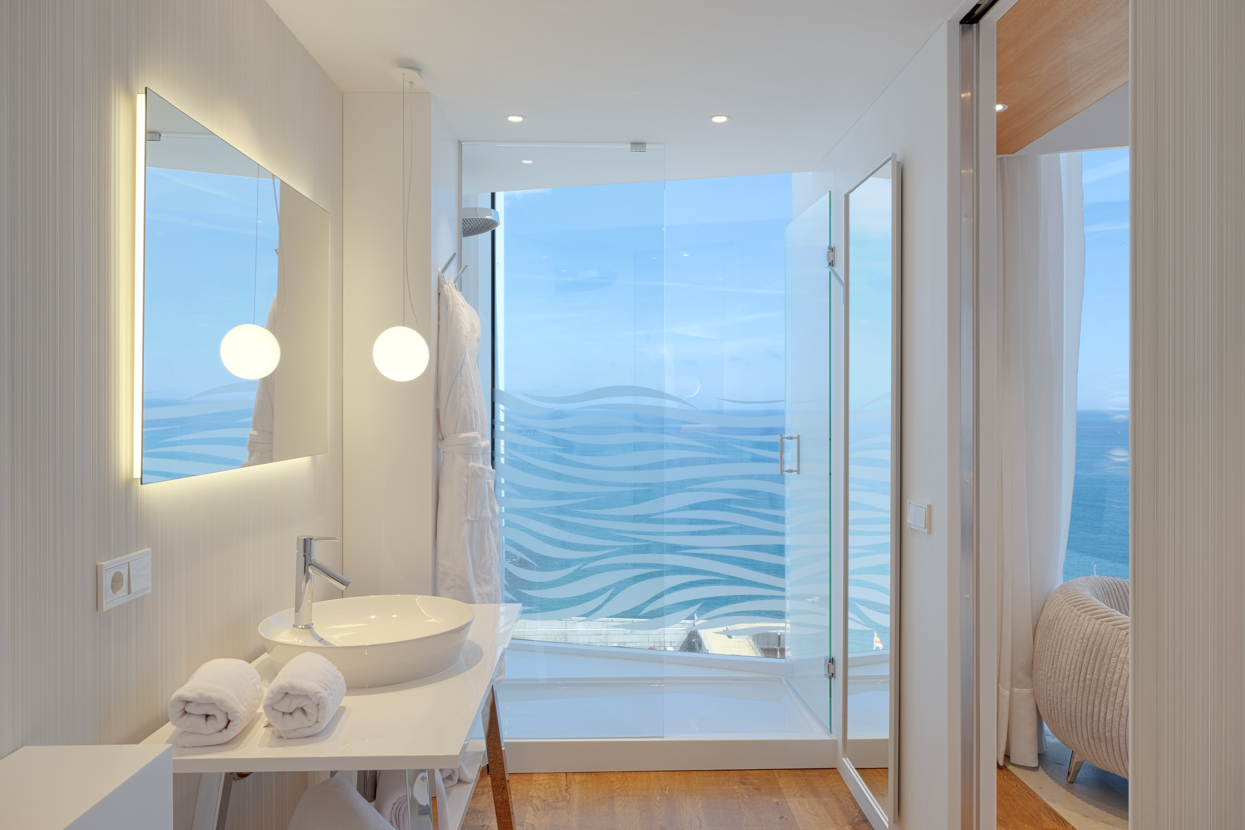 Double or Twin Deluxe