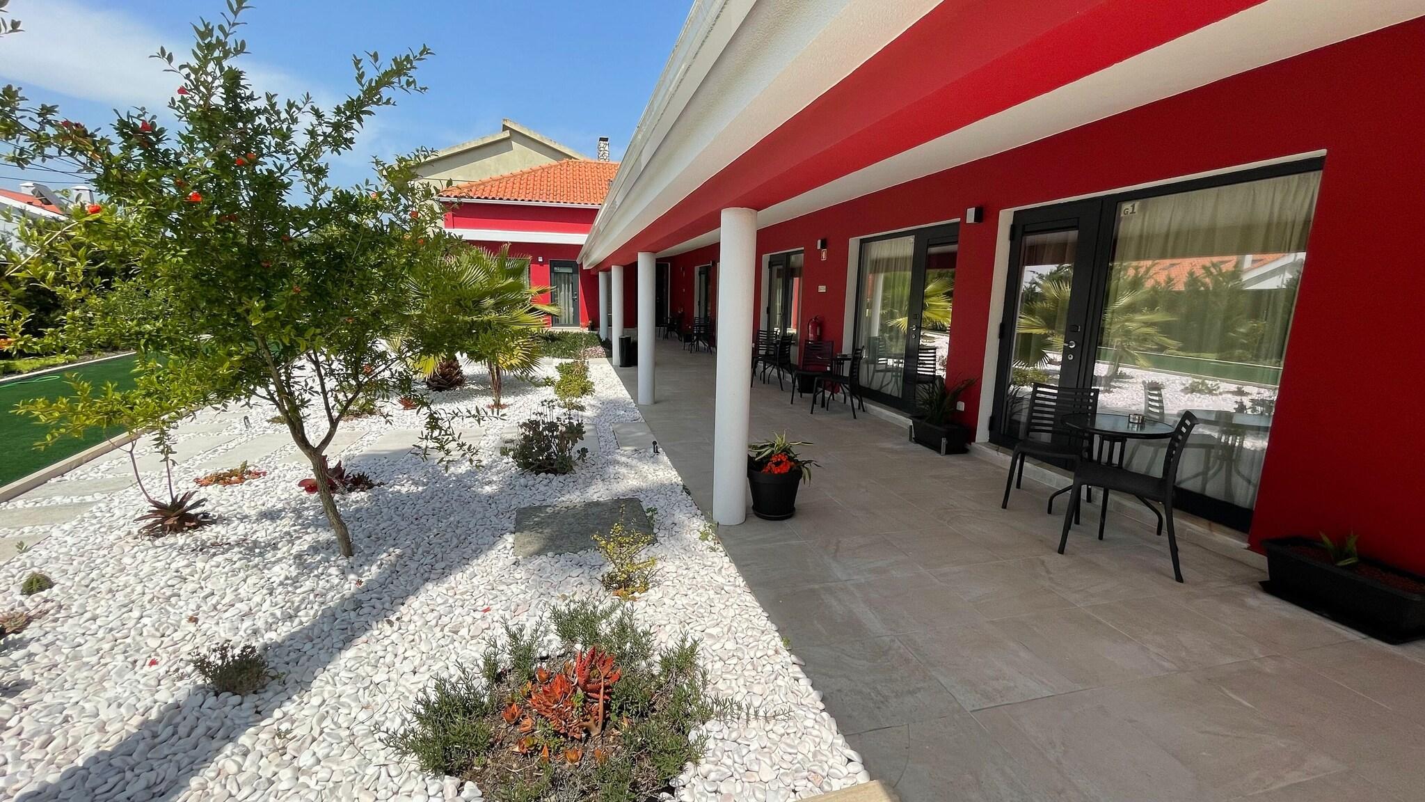 Double Garden View King Bed