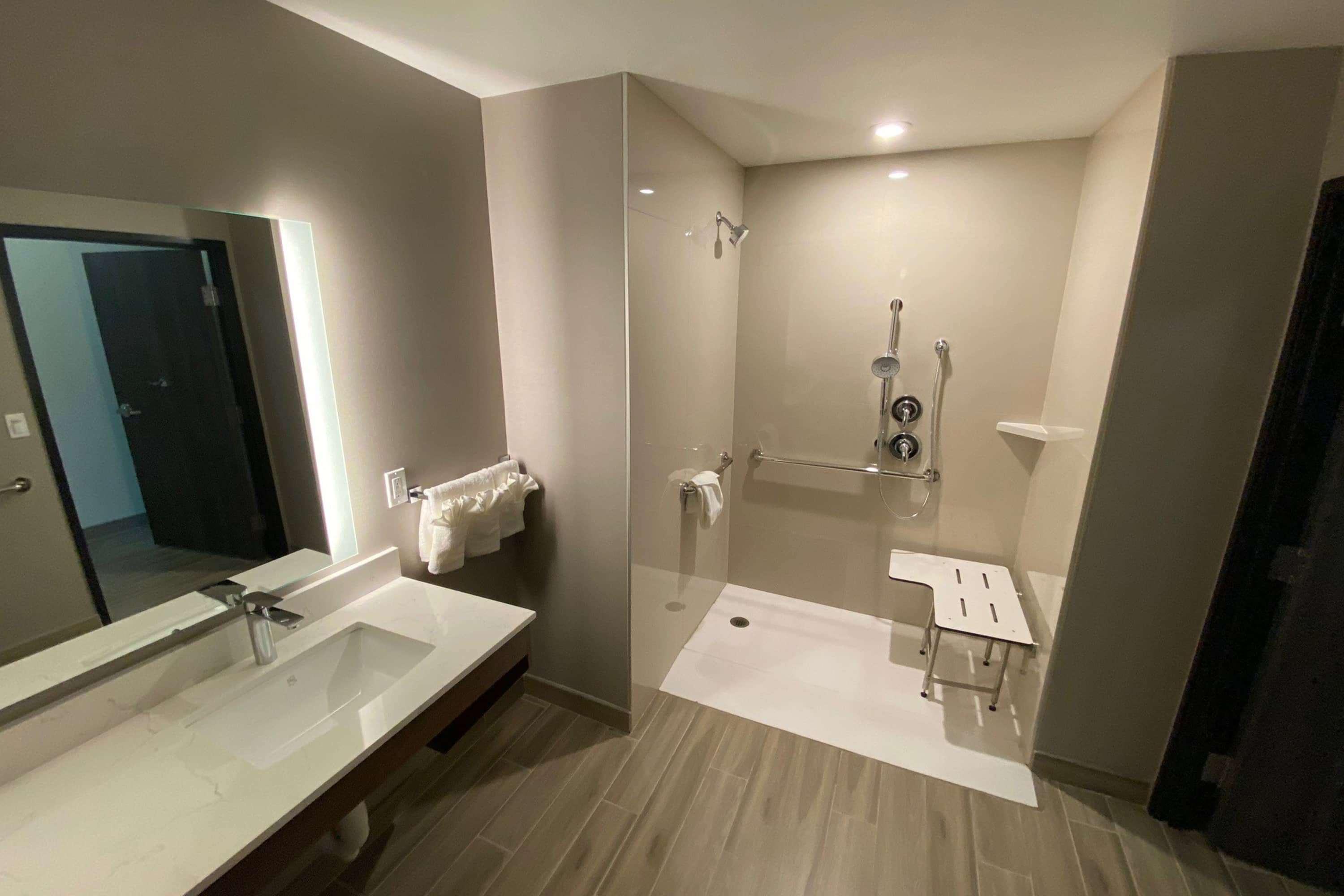 Suite Accessible-two Queen Beds