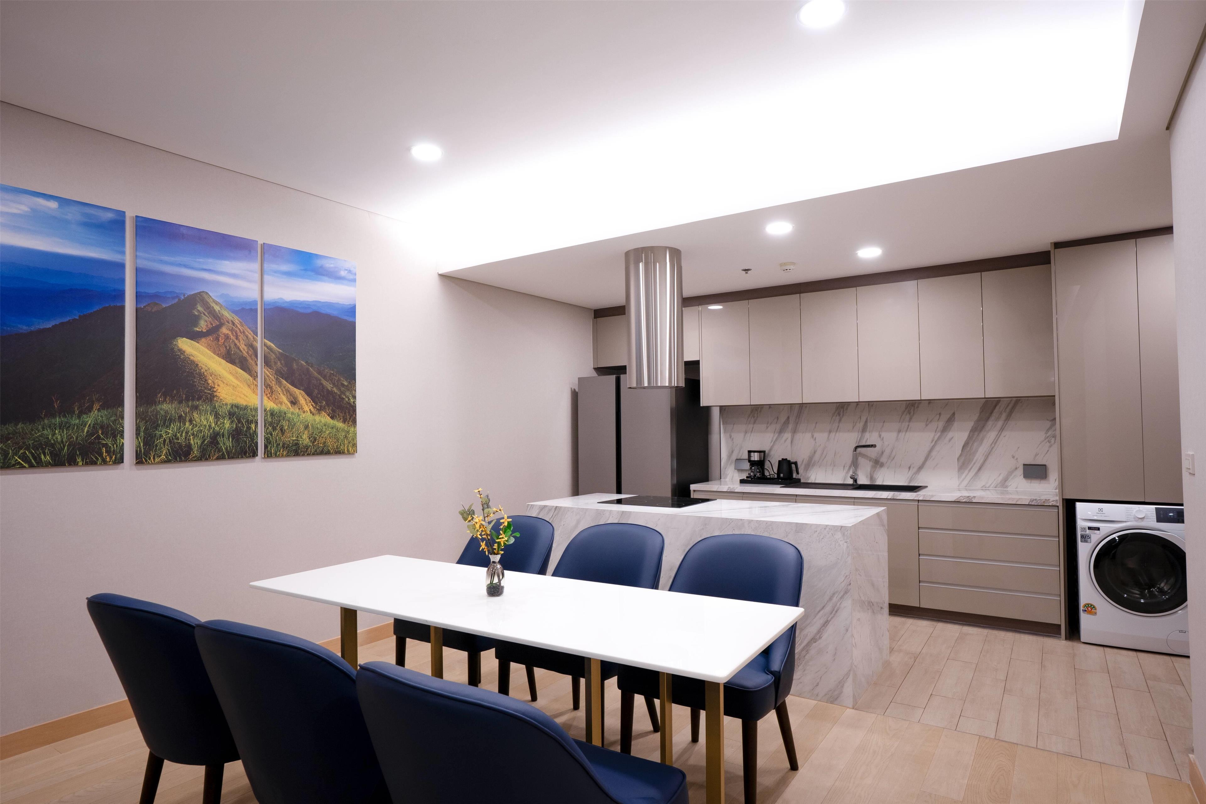 Suite Three Bedrooms