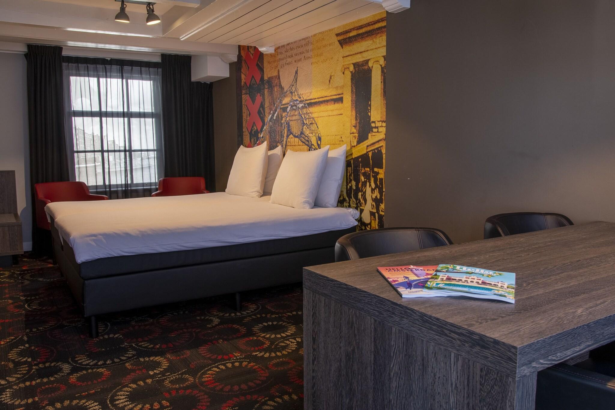 Studio with Double Bed