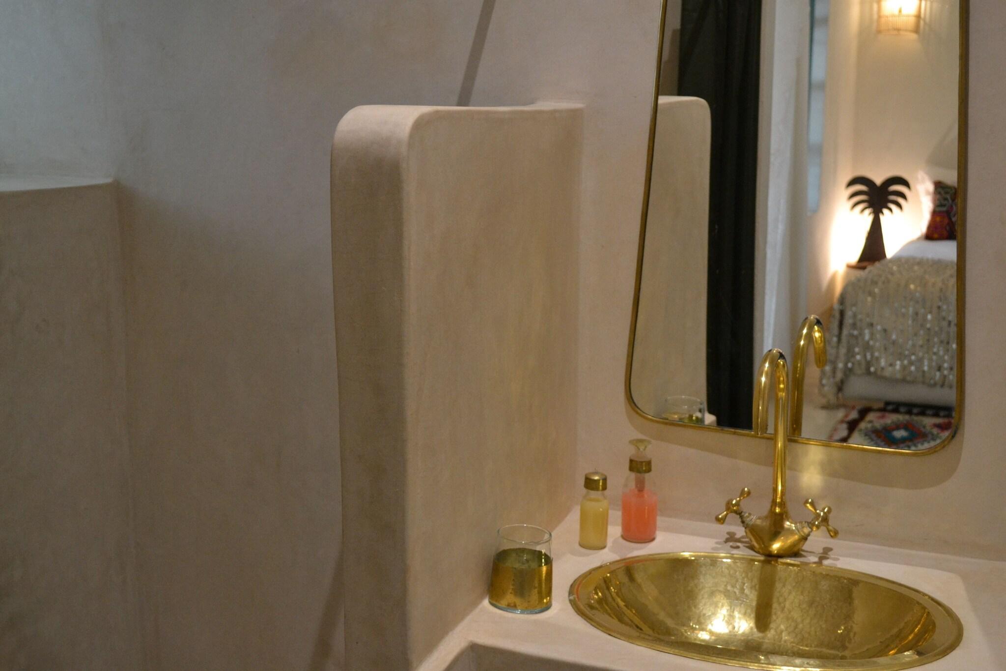 Double Superior King Bed