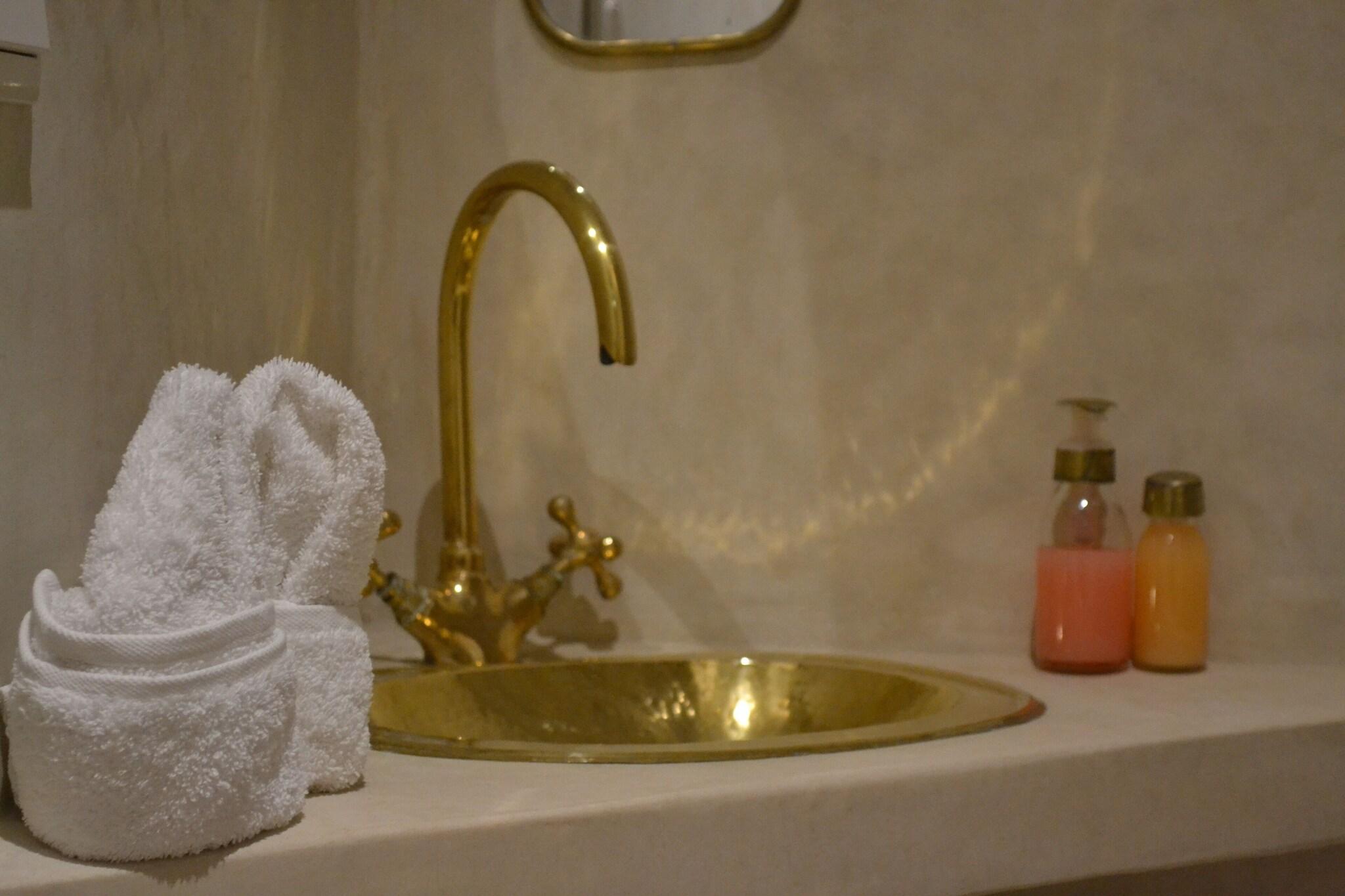 Double Superior King Bed