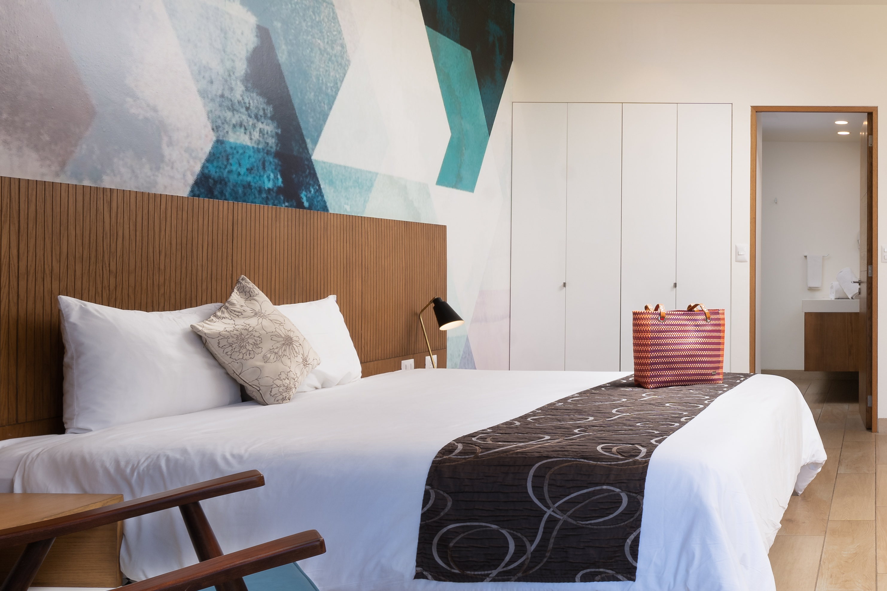 Studio King Size Bed