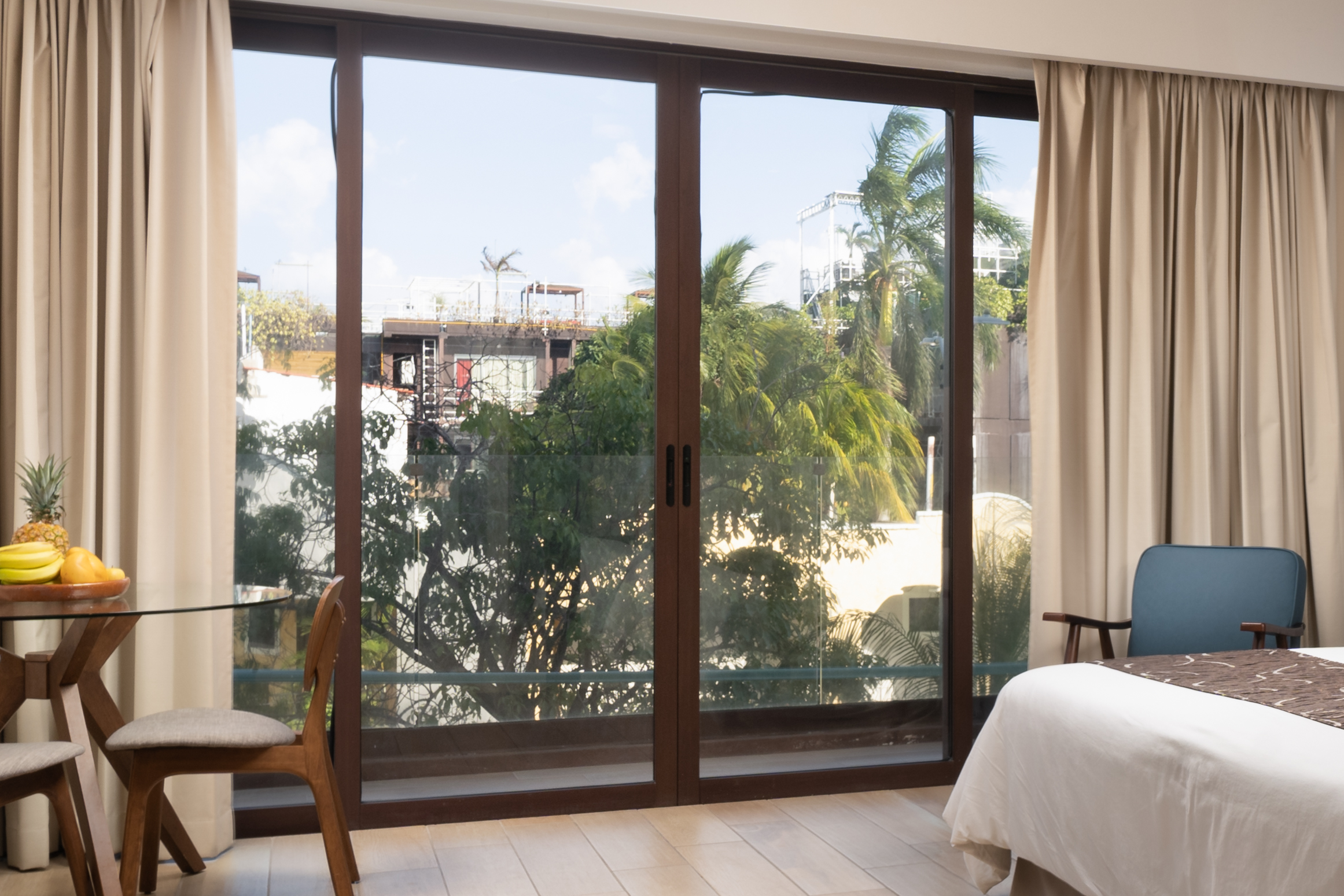 Studio King Size Bed