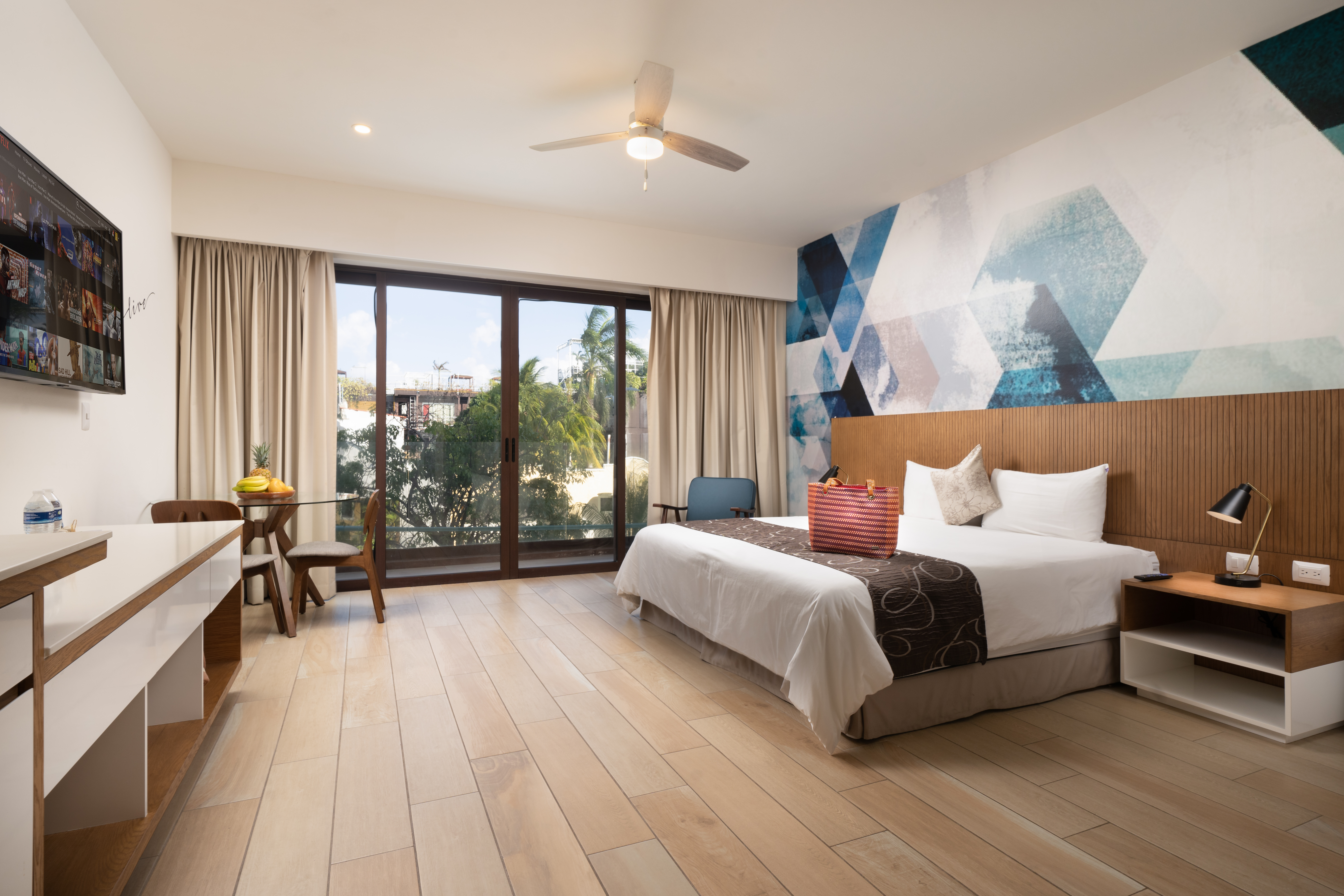 Studio King Size Bed