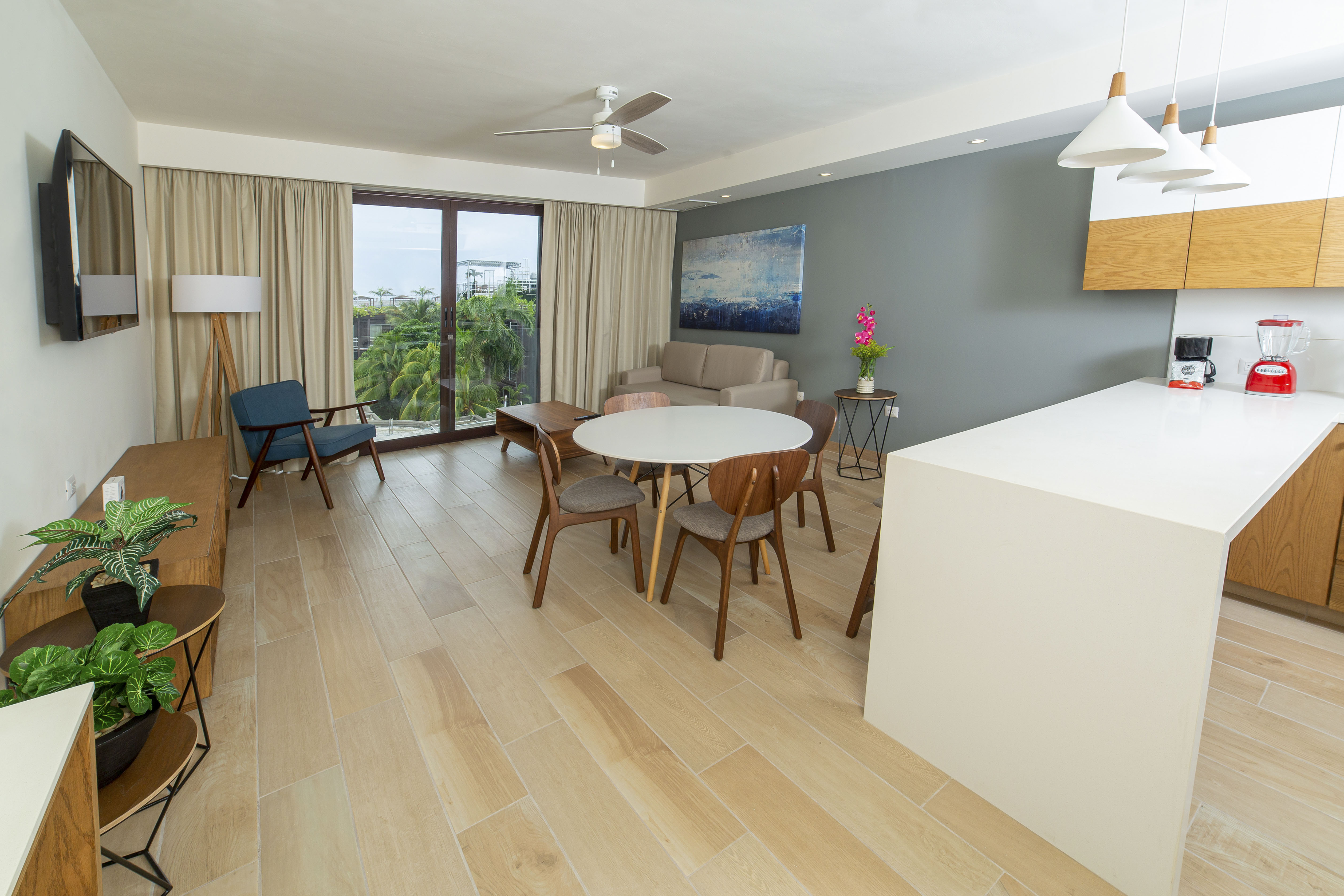 Suite Superior with Air Conditioning