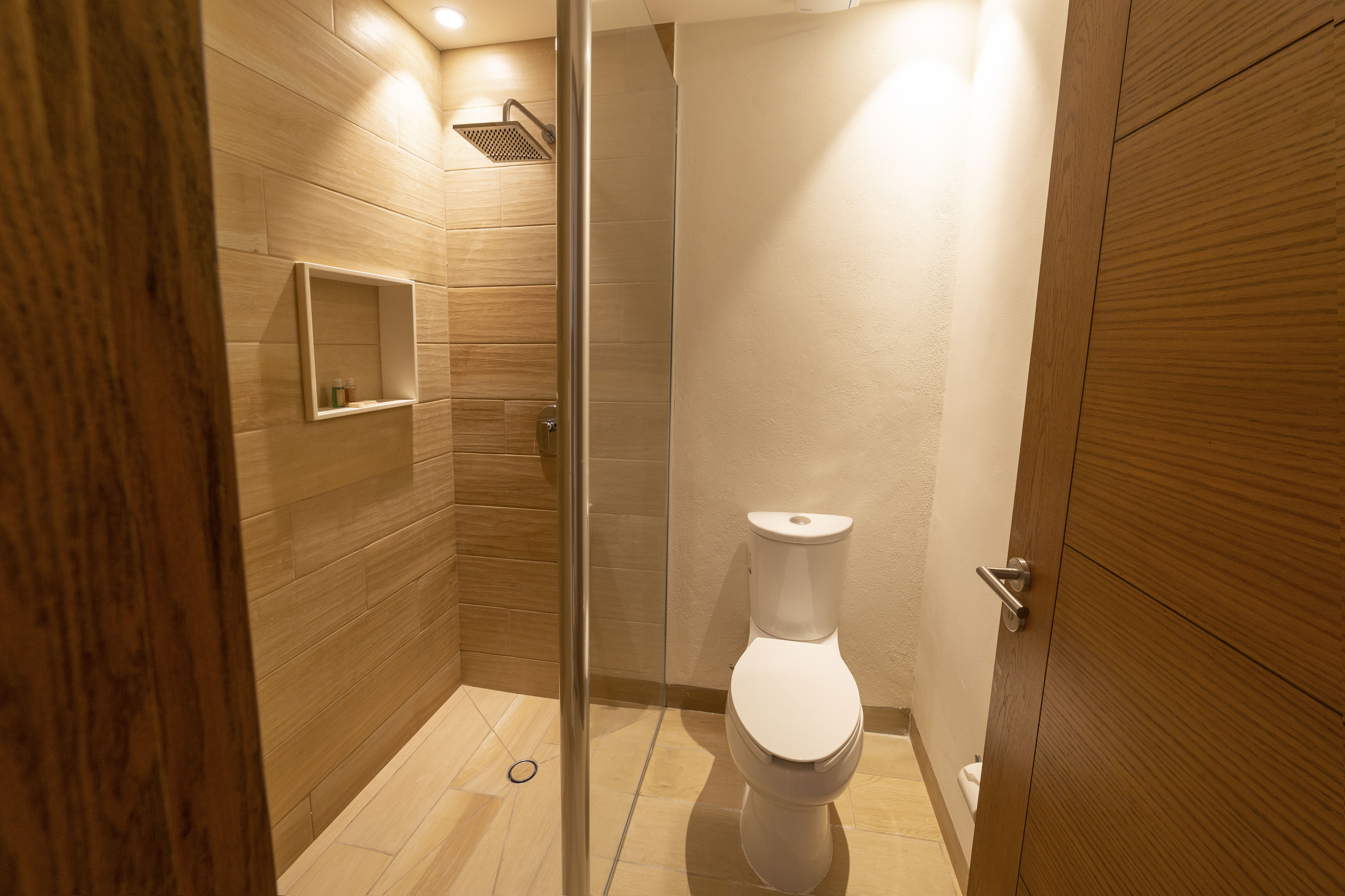 Suite Superior with Air Conditioning