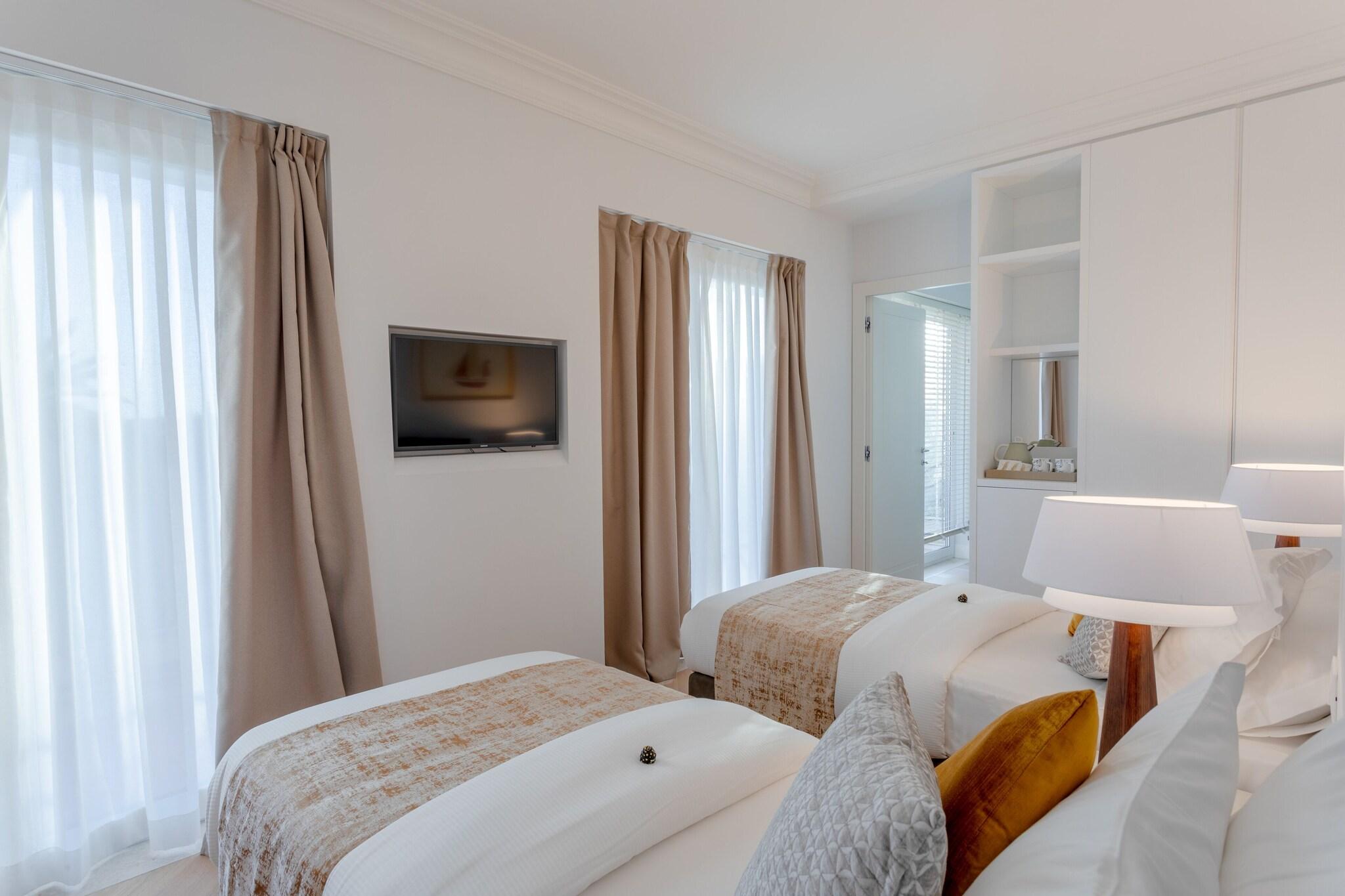 Double or Twin Standard