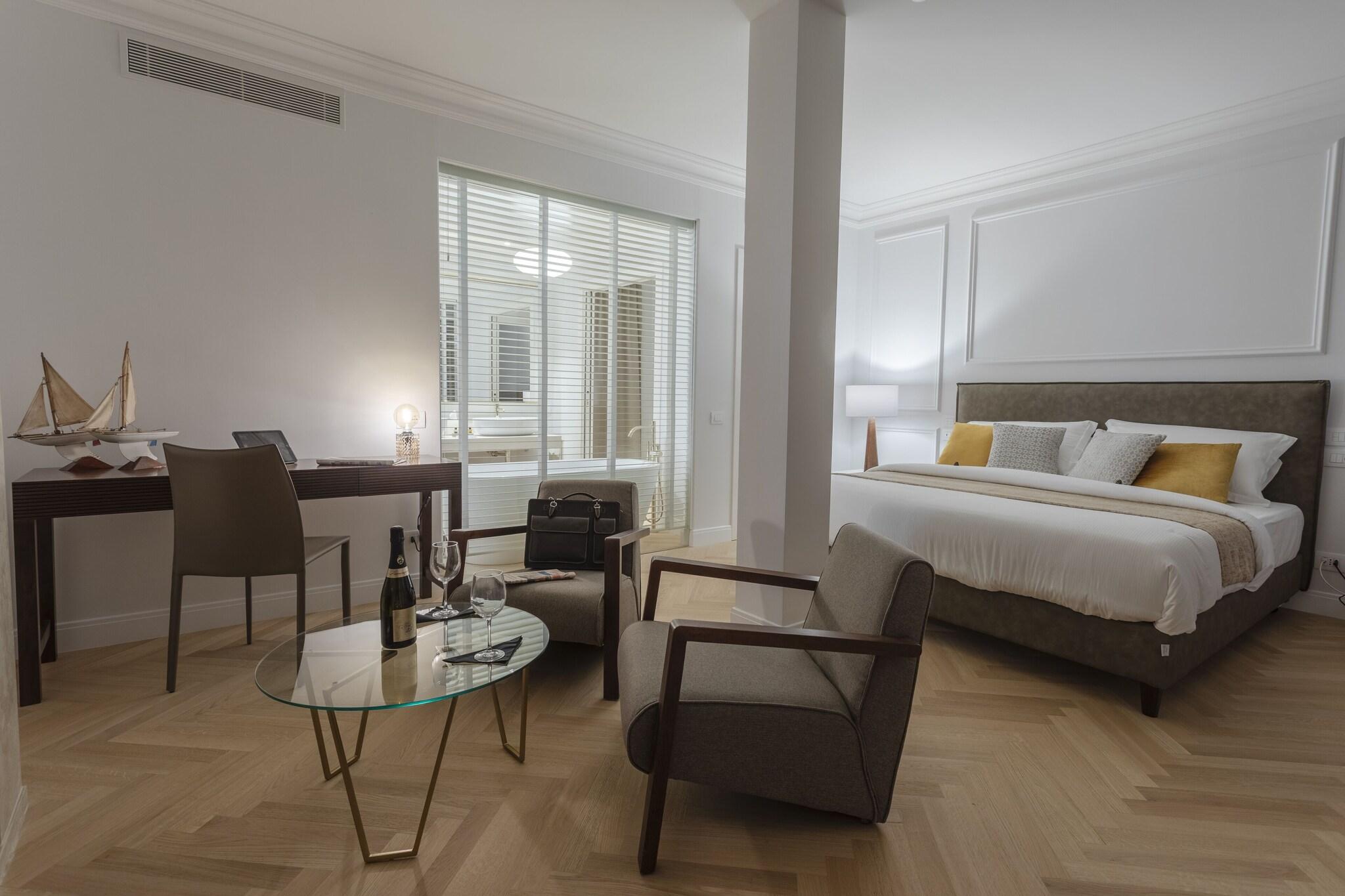 Suite Deluxe King Bed