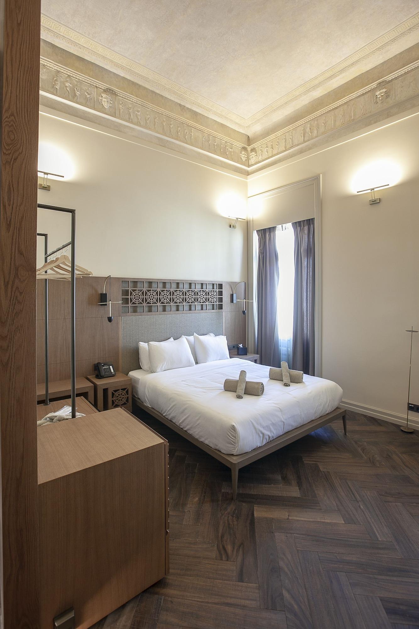 Double Superior Queen Bed