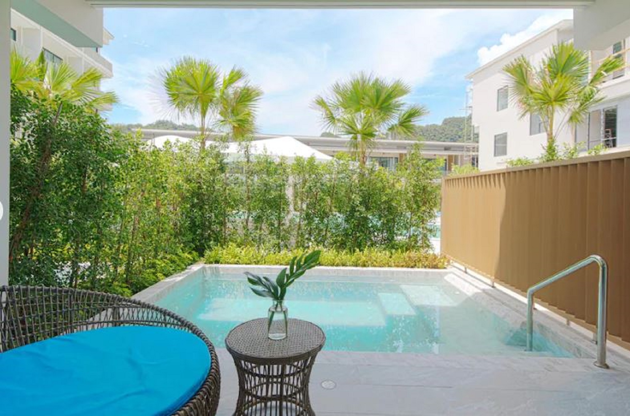 Studio with Private Pool