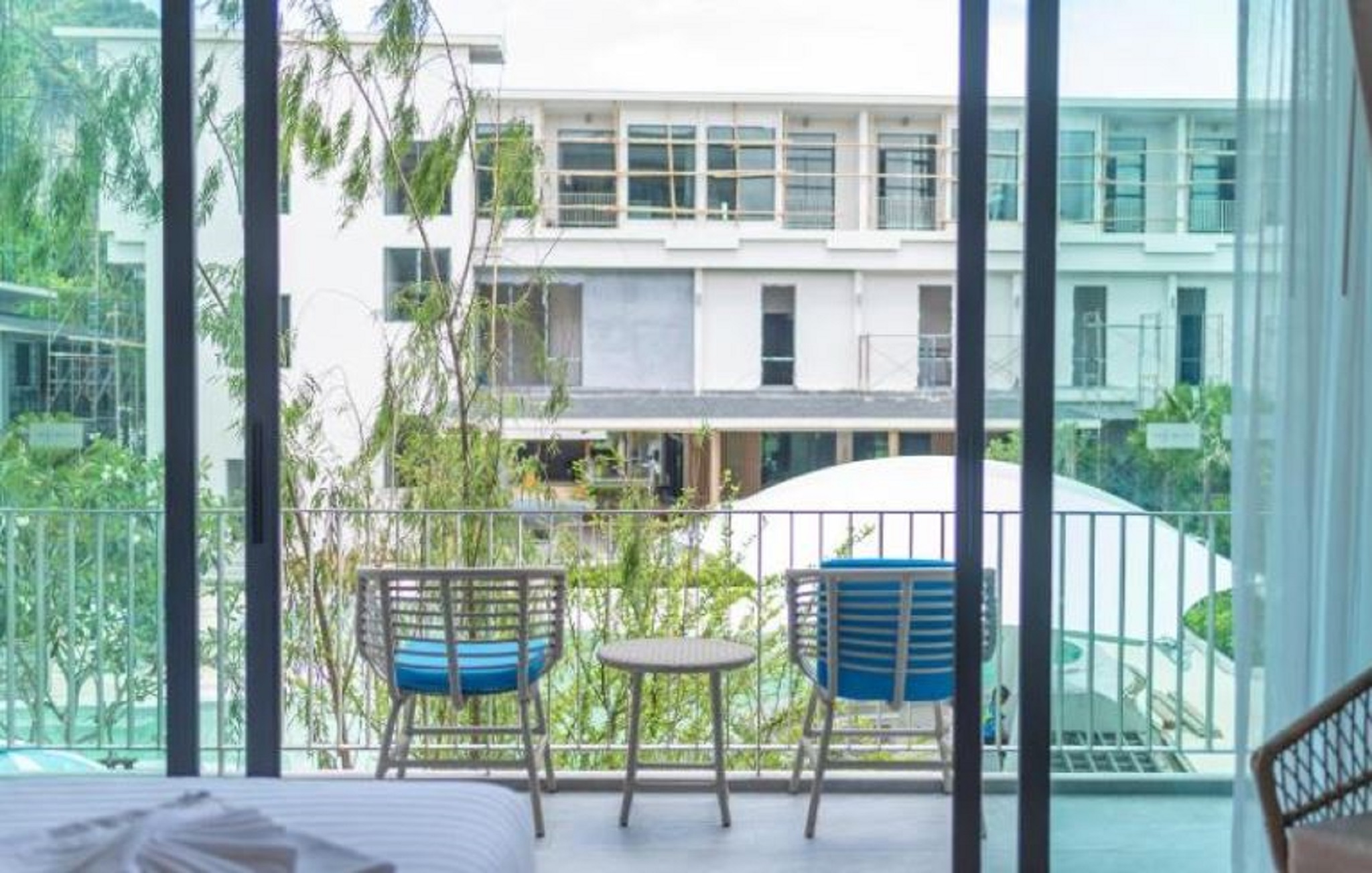 Double or Twin Deluxe Pool View