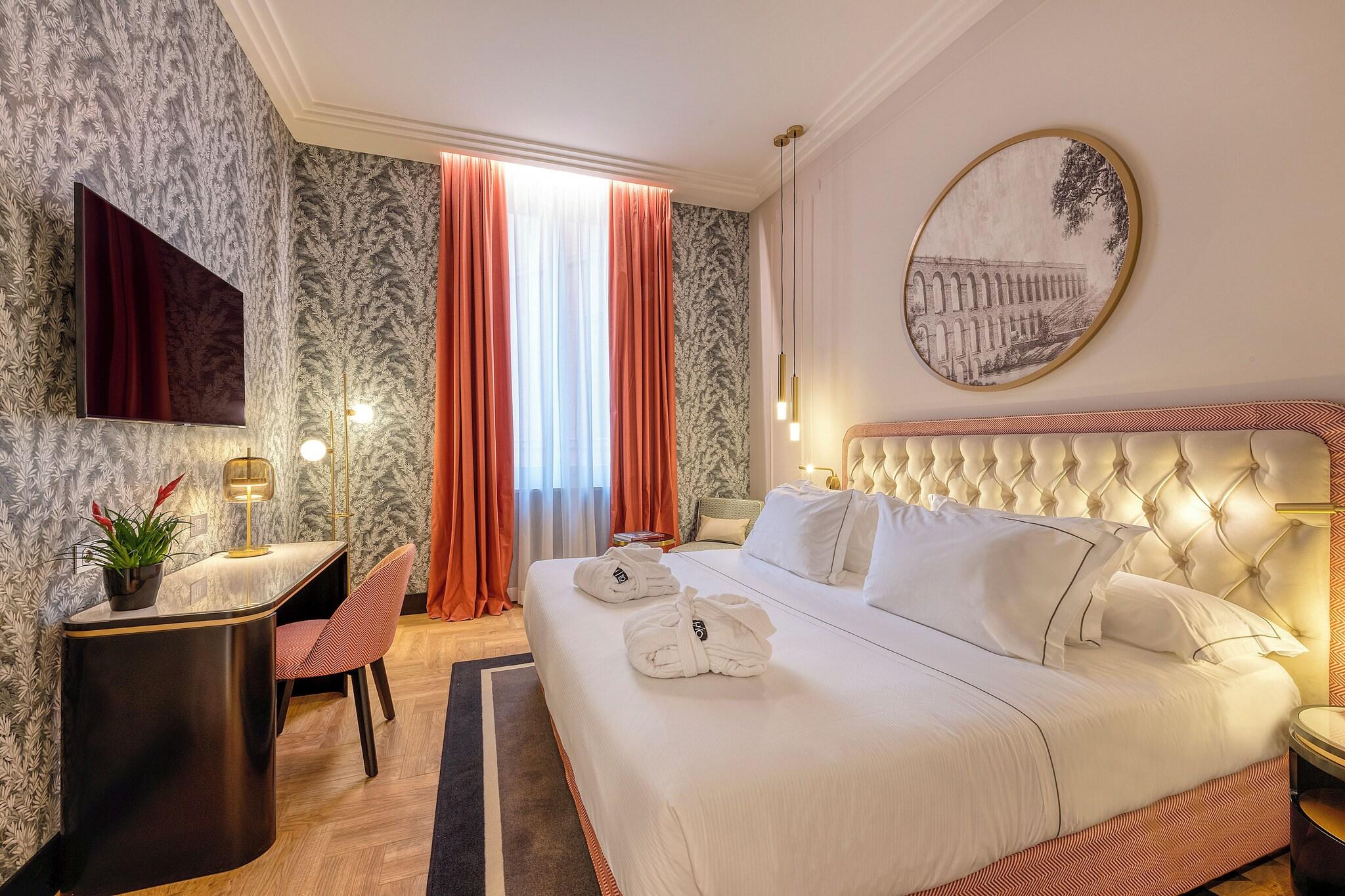 Suite Queen Size Bed