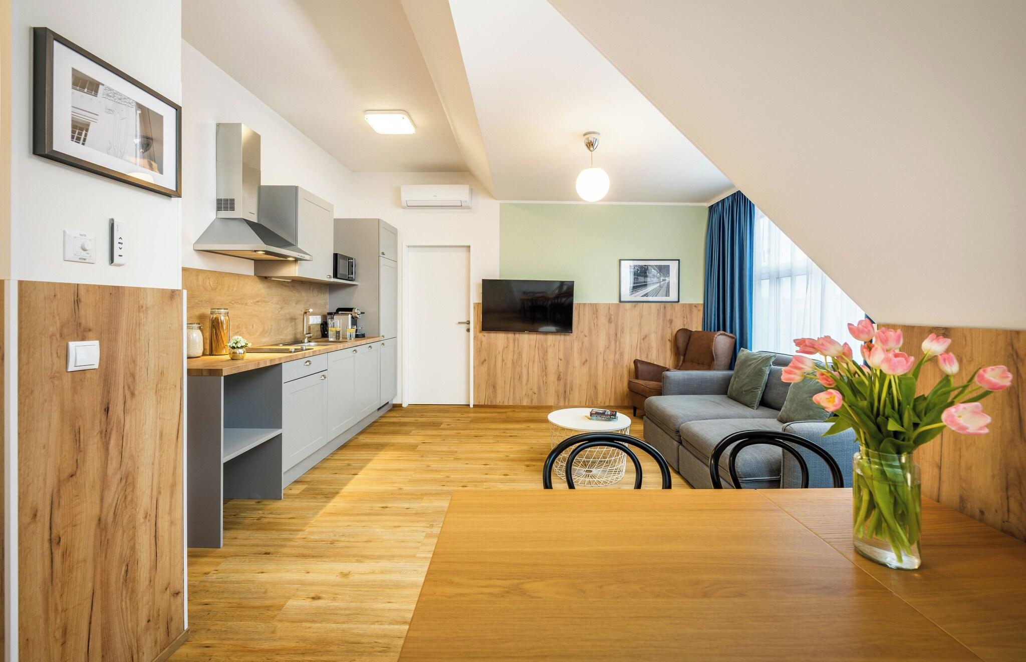 Apartment Queen Size Bed