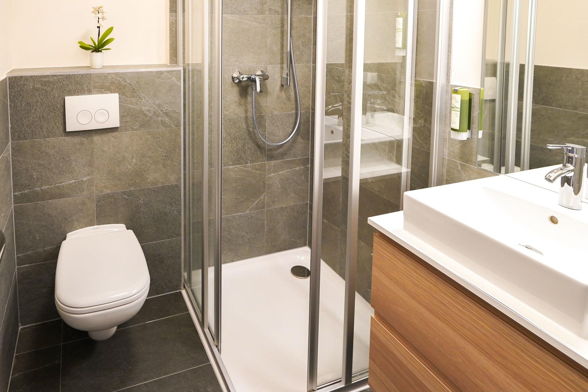 Apartment Queen Size Bed