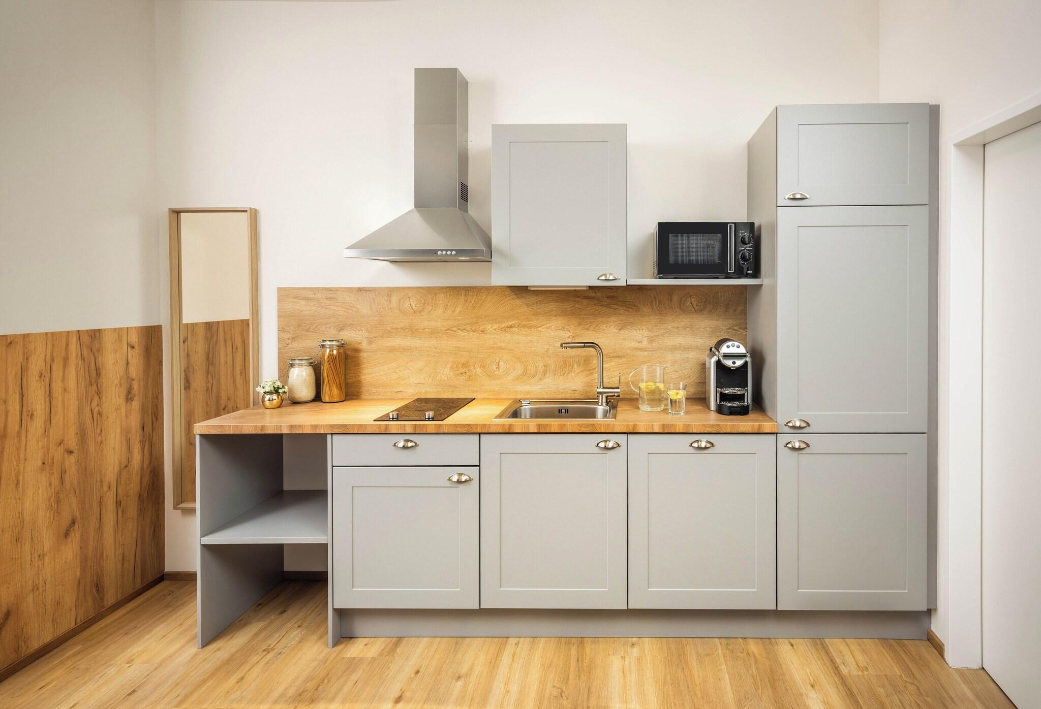 Apartment Queen Size Bed