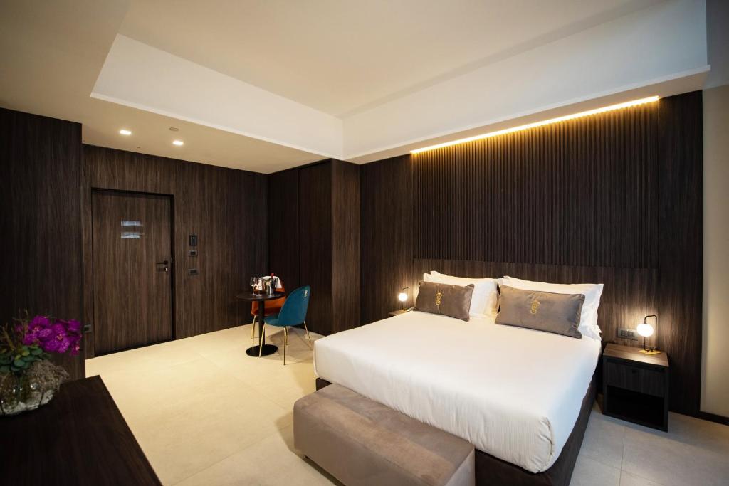 Double or Twin Superior