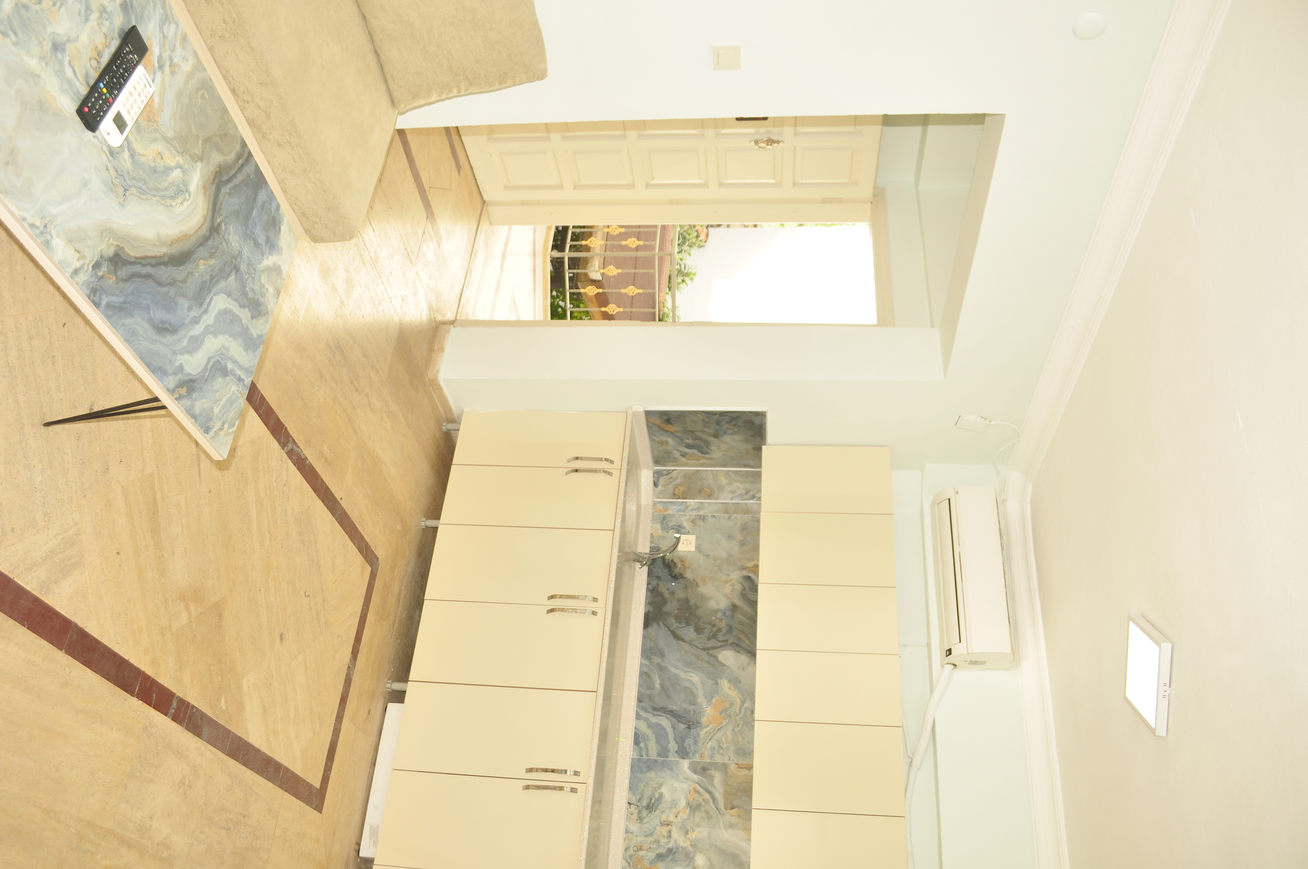 Apartment One Bedroom One Bathroom