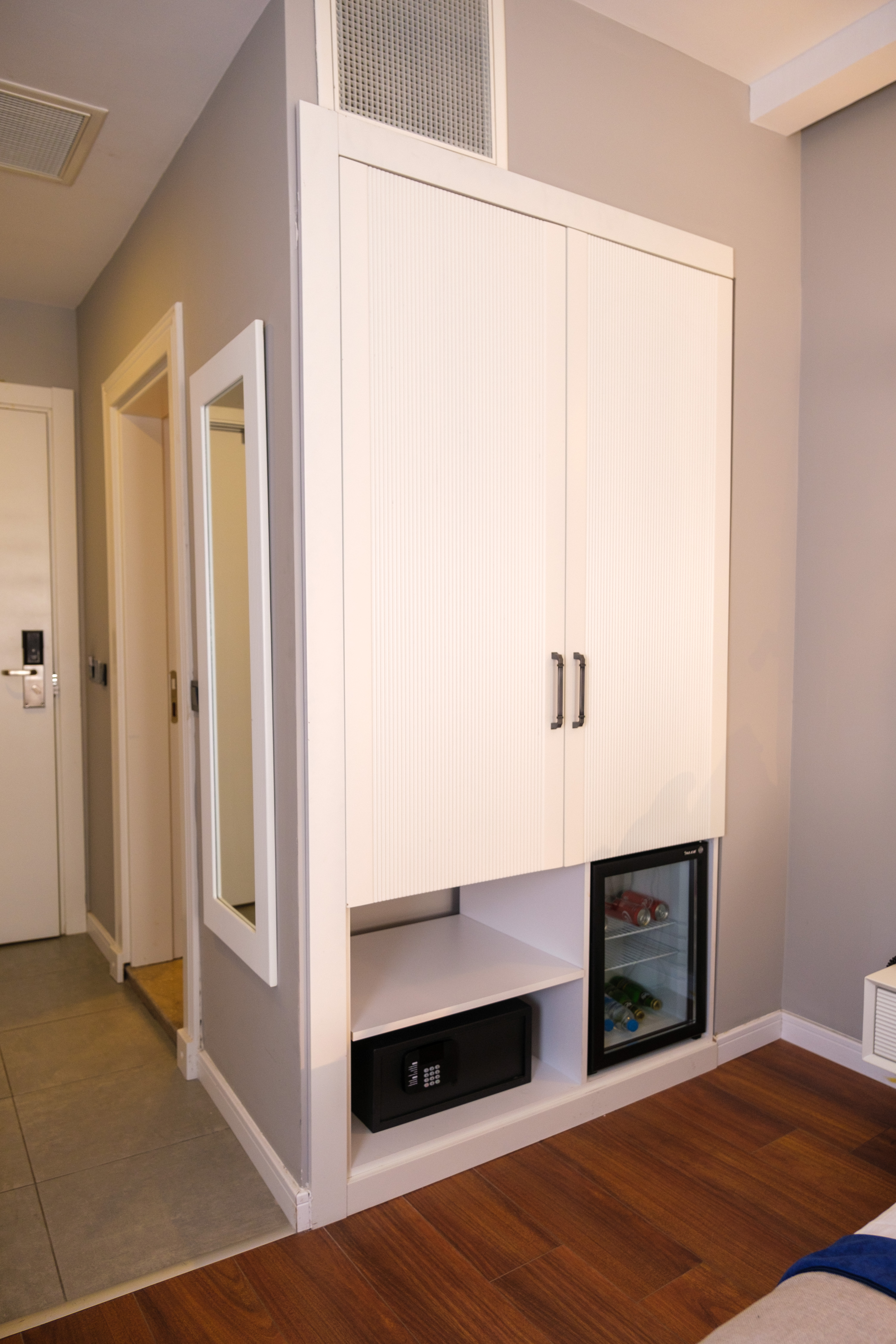 Double Deluxe One Bed