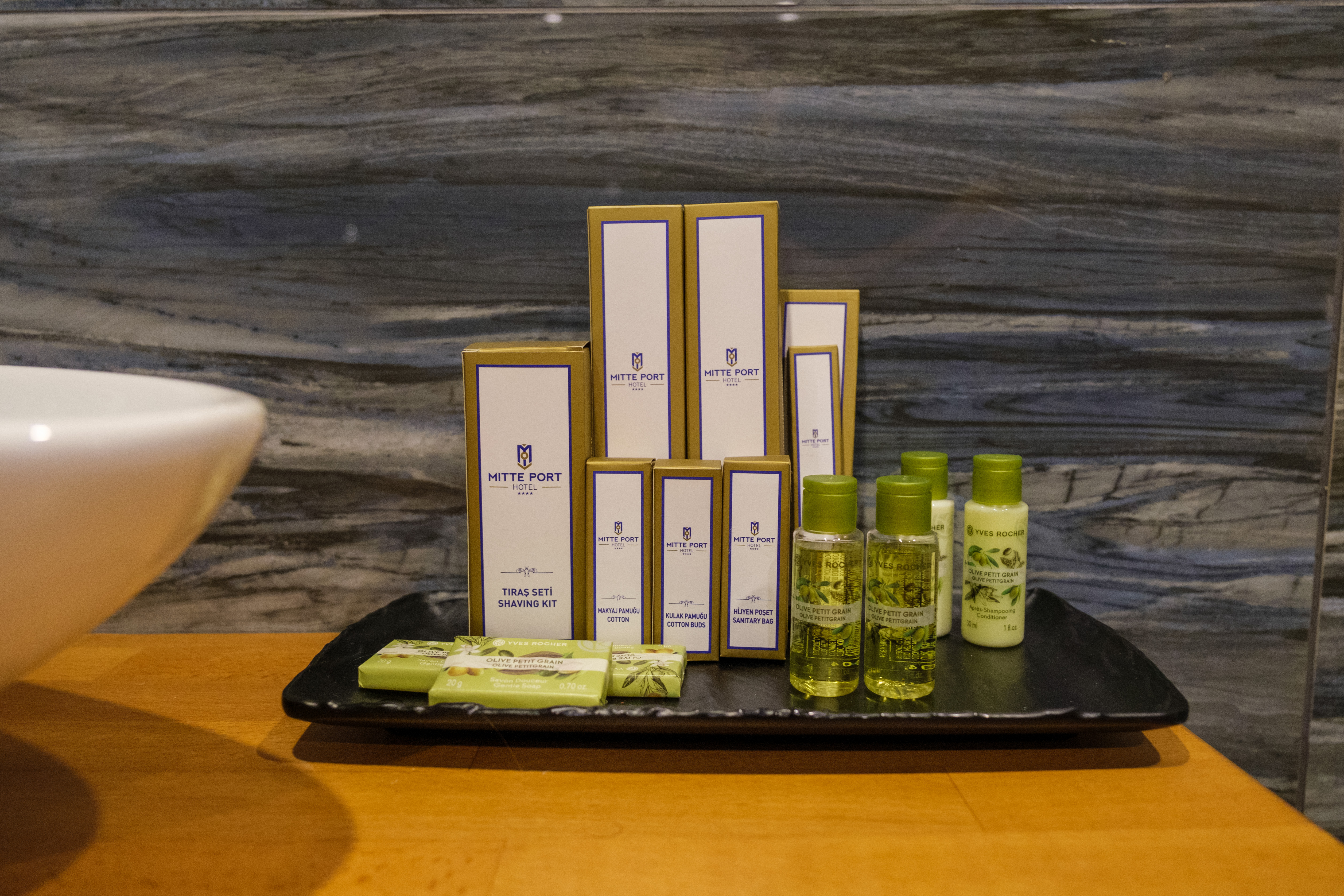 Double Classic King Bed