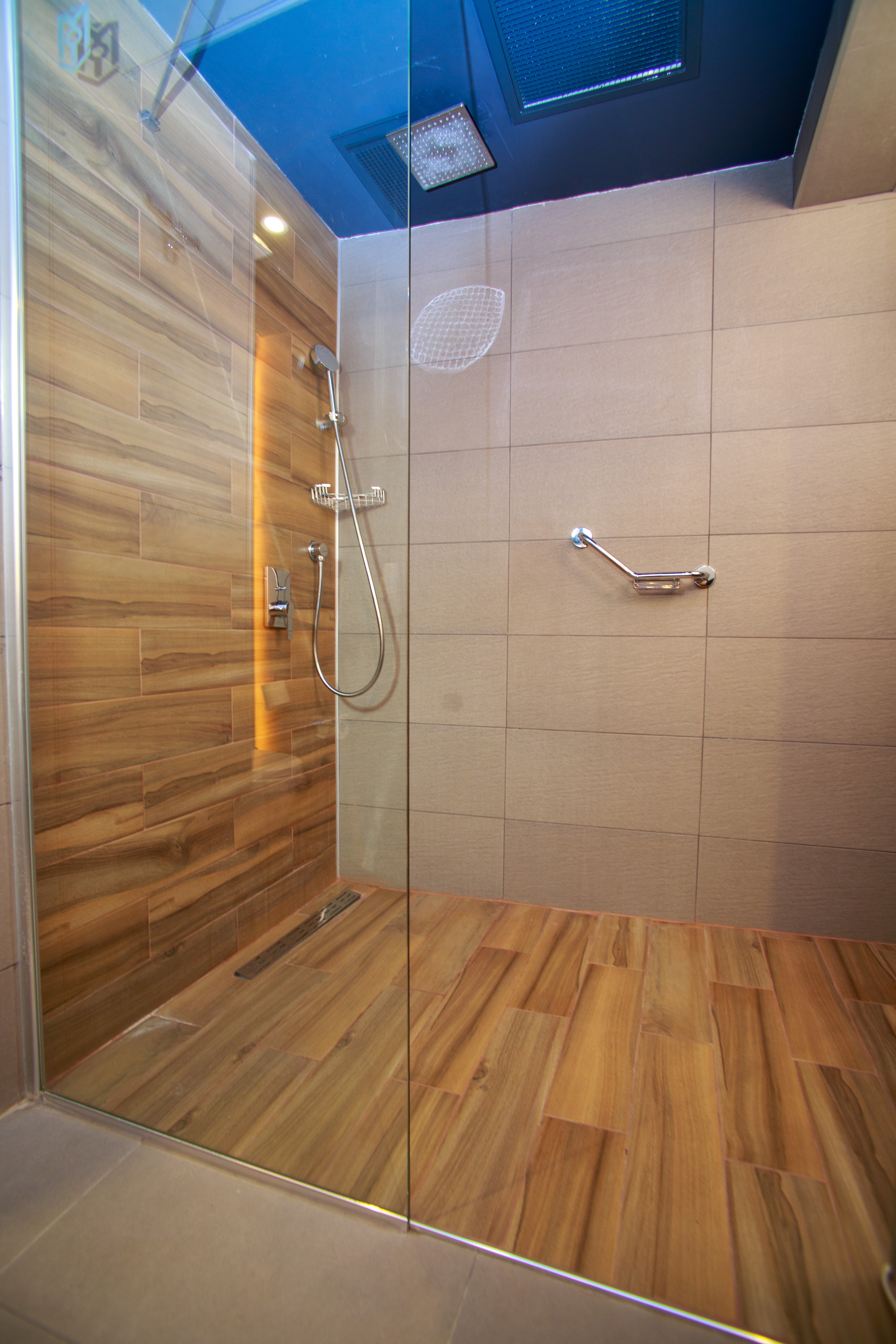 Double Classic King Bed