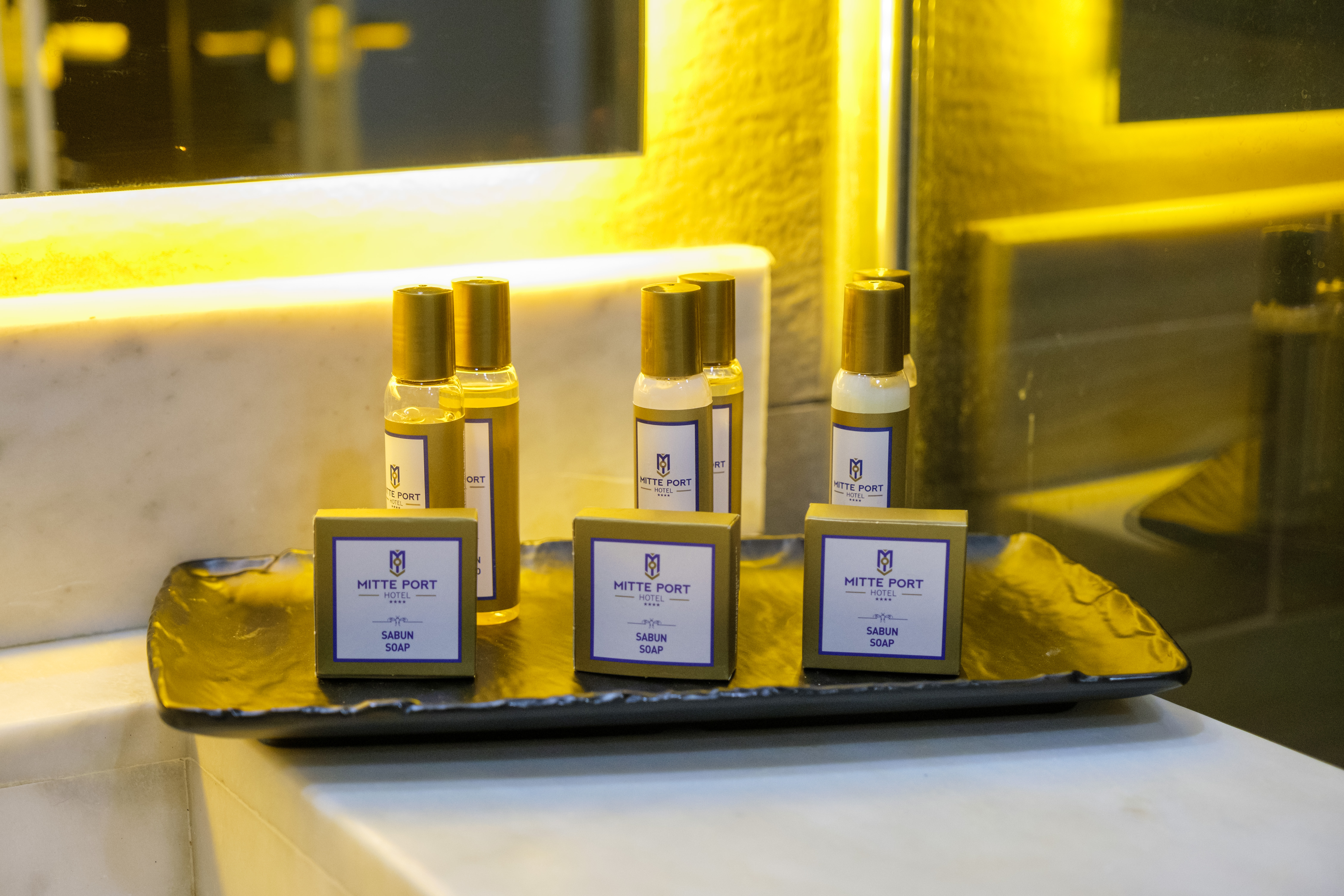 Double Deluxe Two Beds