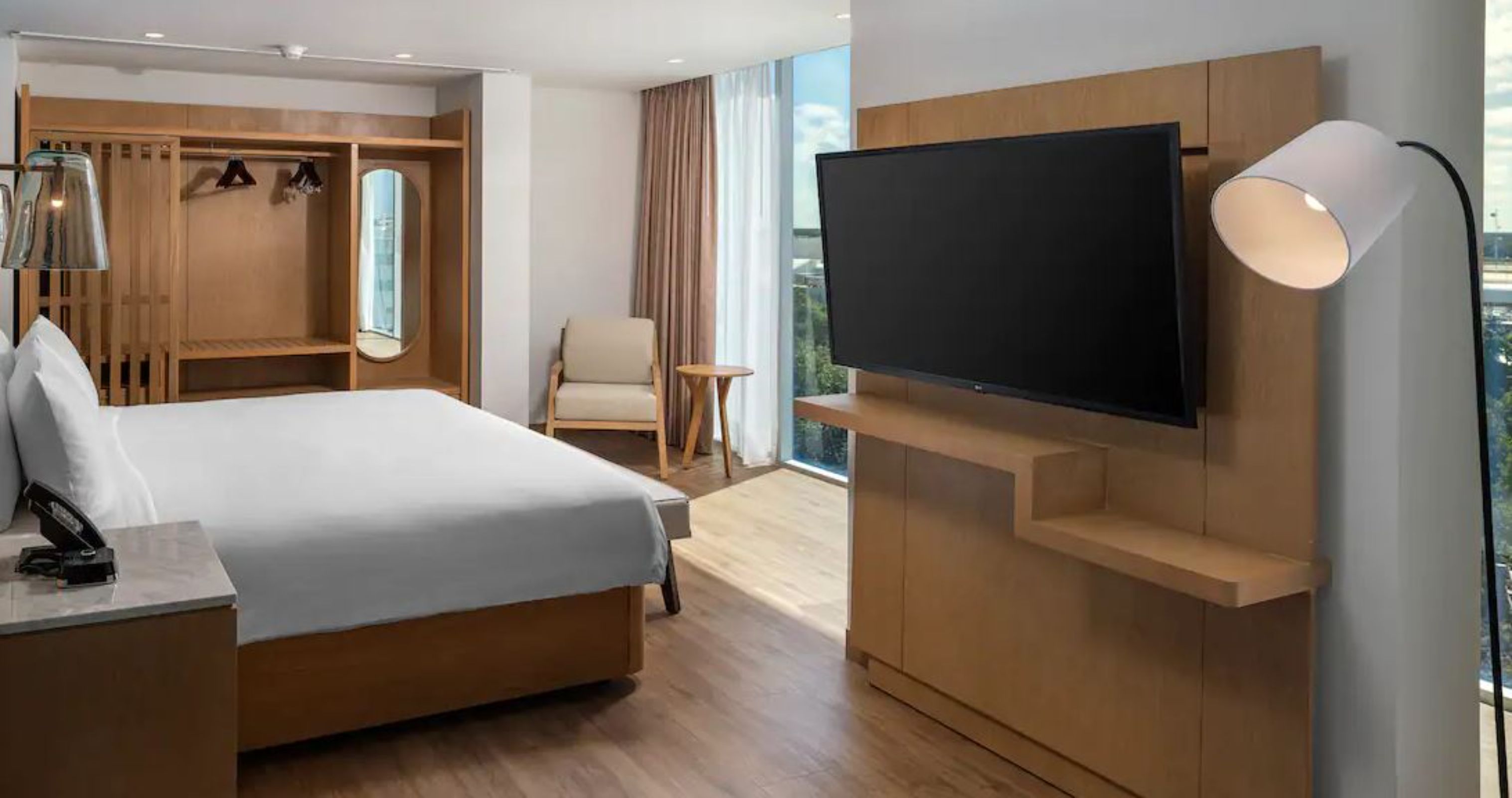 Suite King Bed One Bedroom 