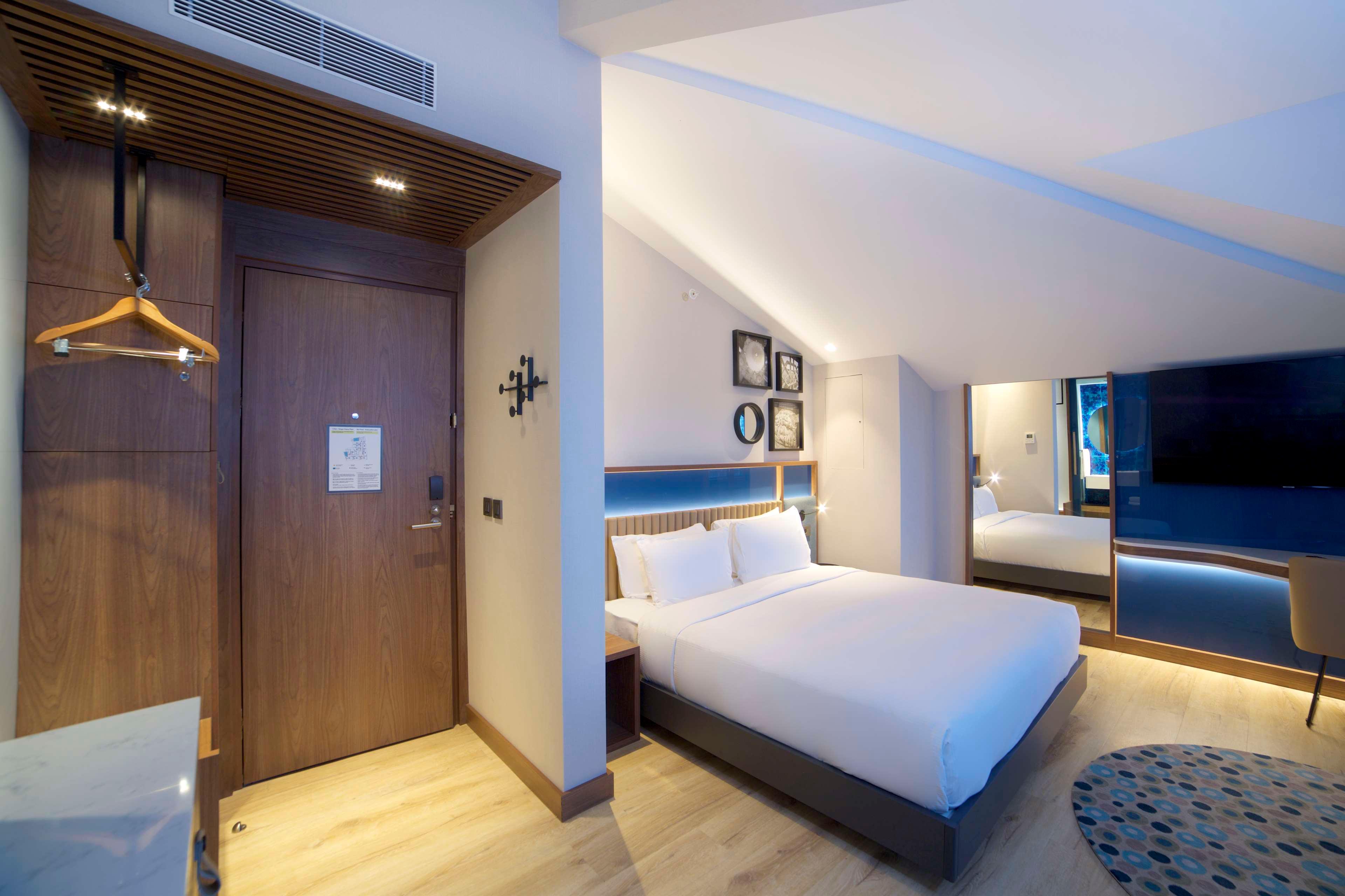 Double King Size Bed