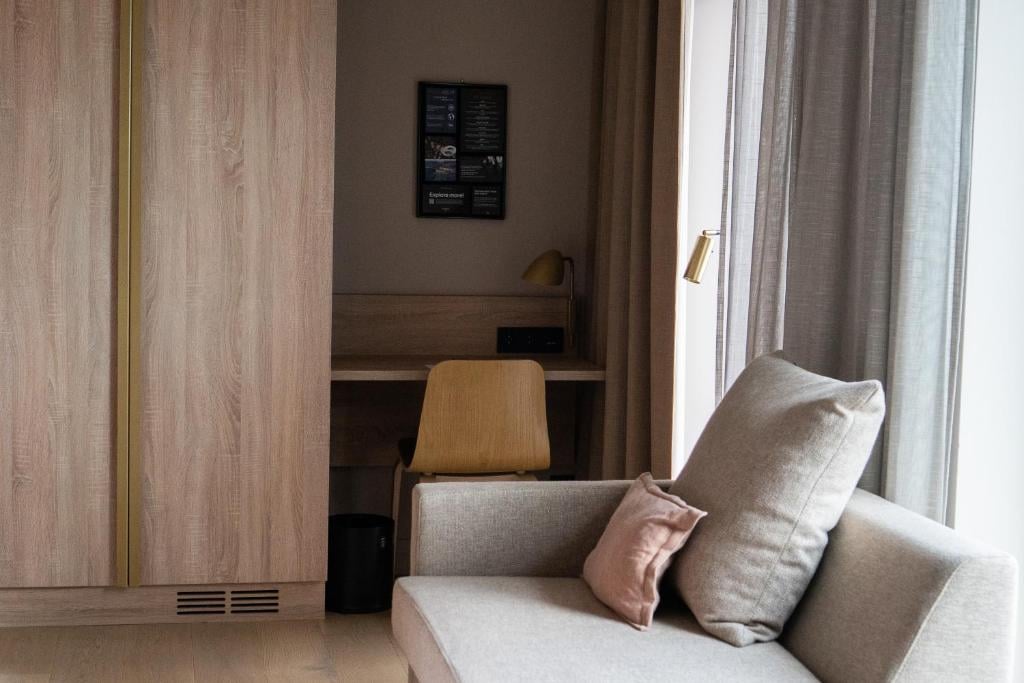 Family Room Standard