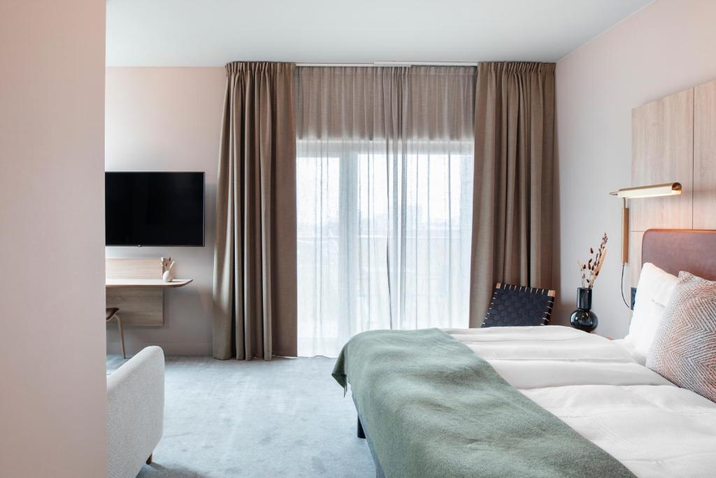 Family Room Standard