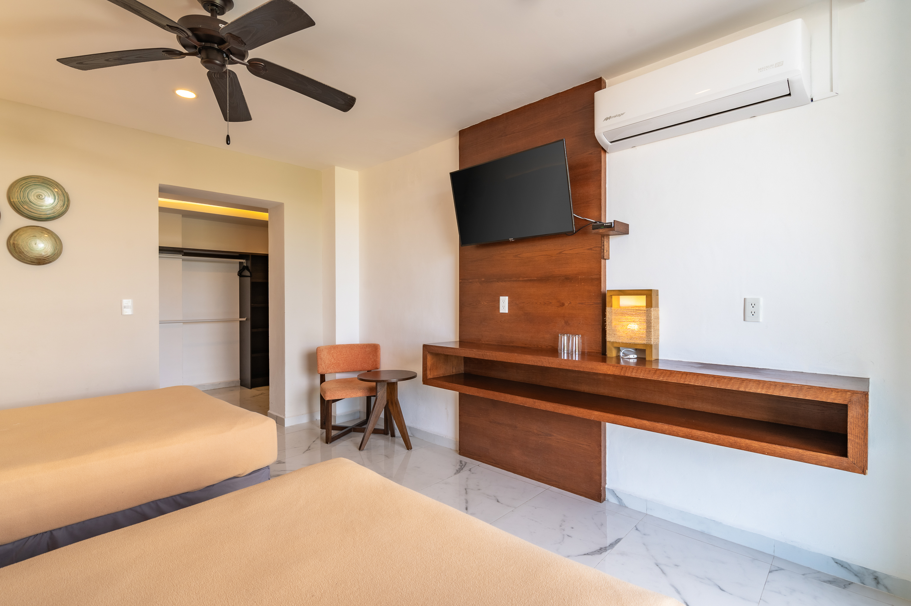 Double Superior Queen Bed