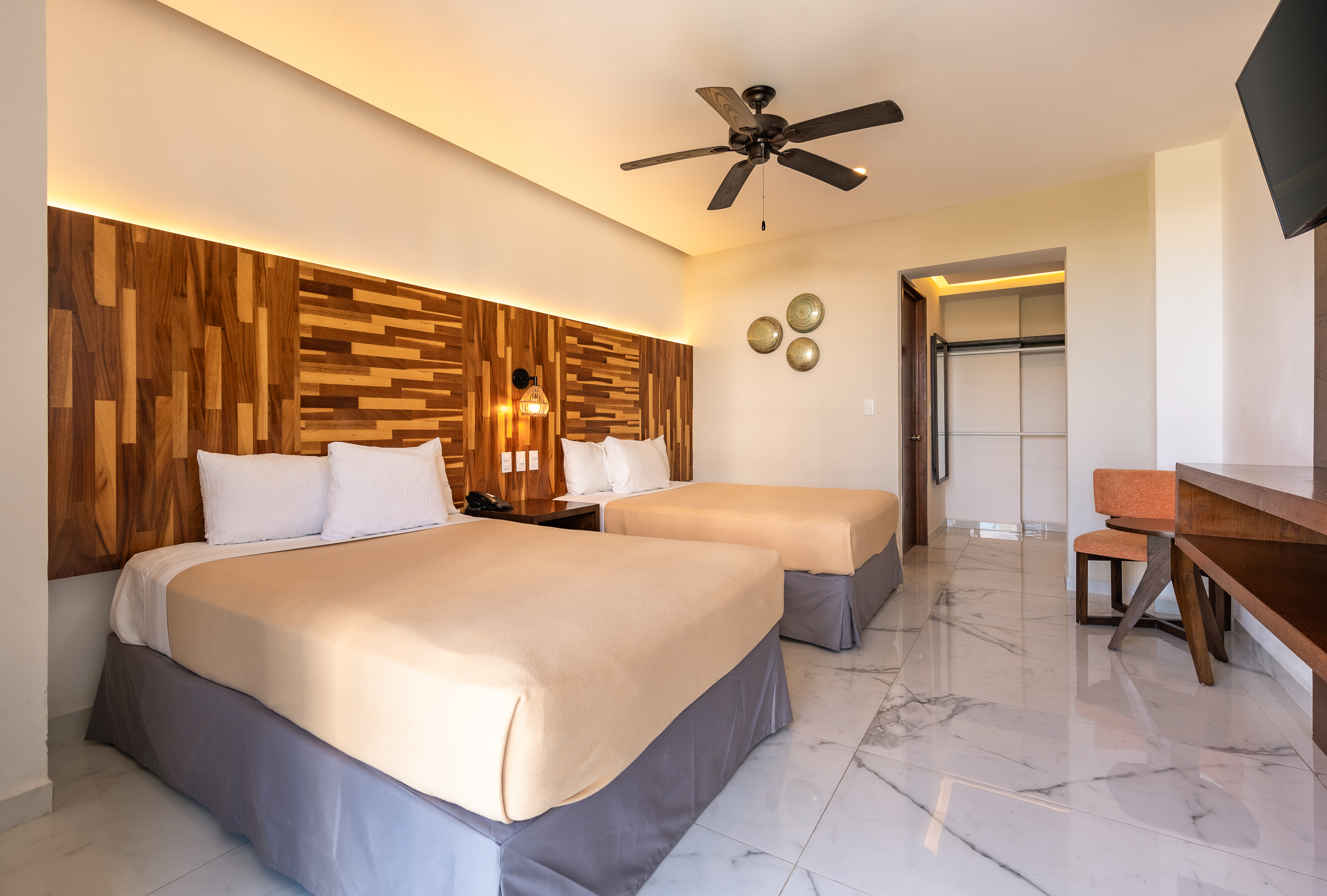 Double Superior Queen Bed