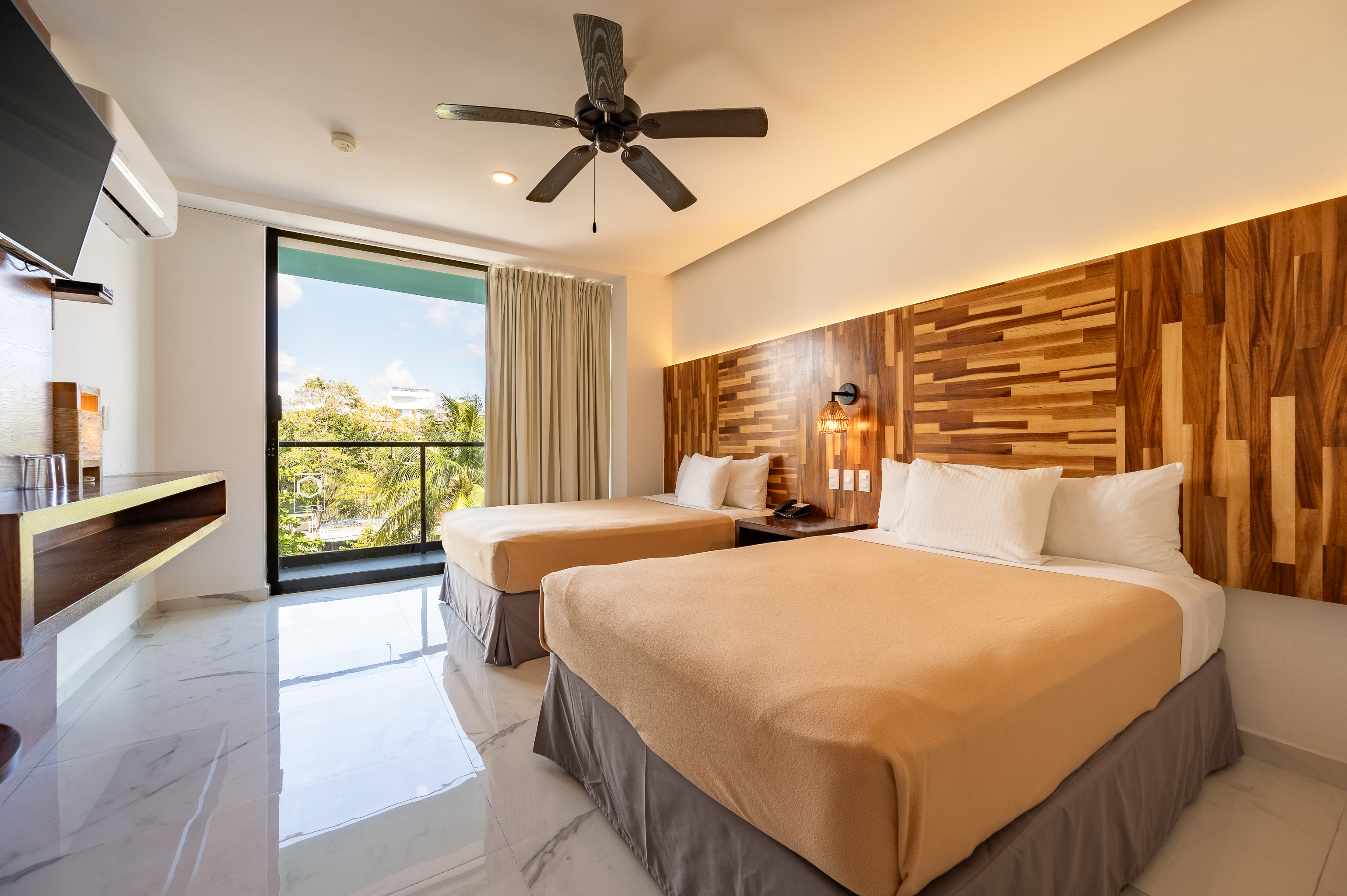 Double Superior Queen Bed