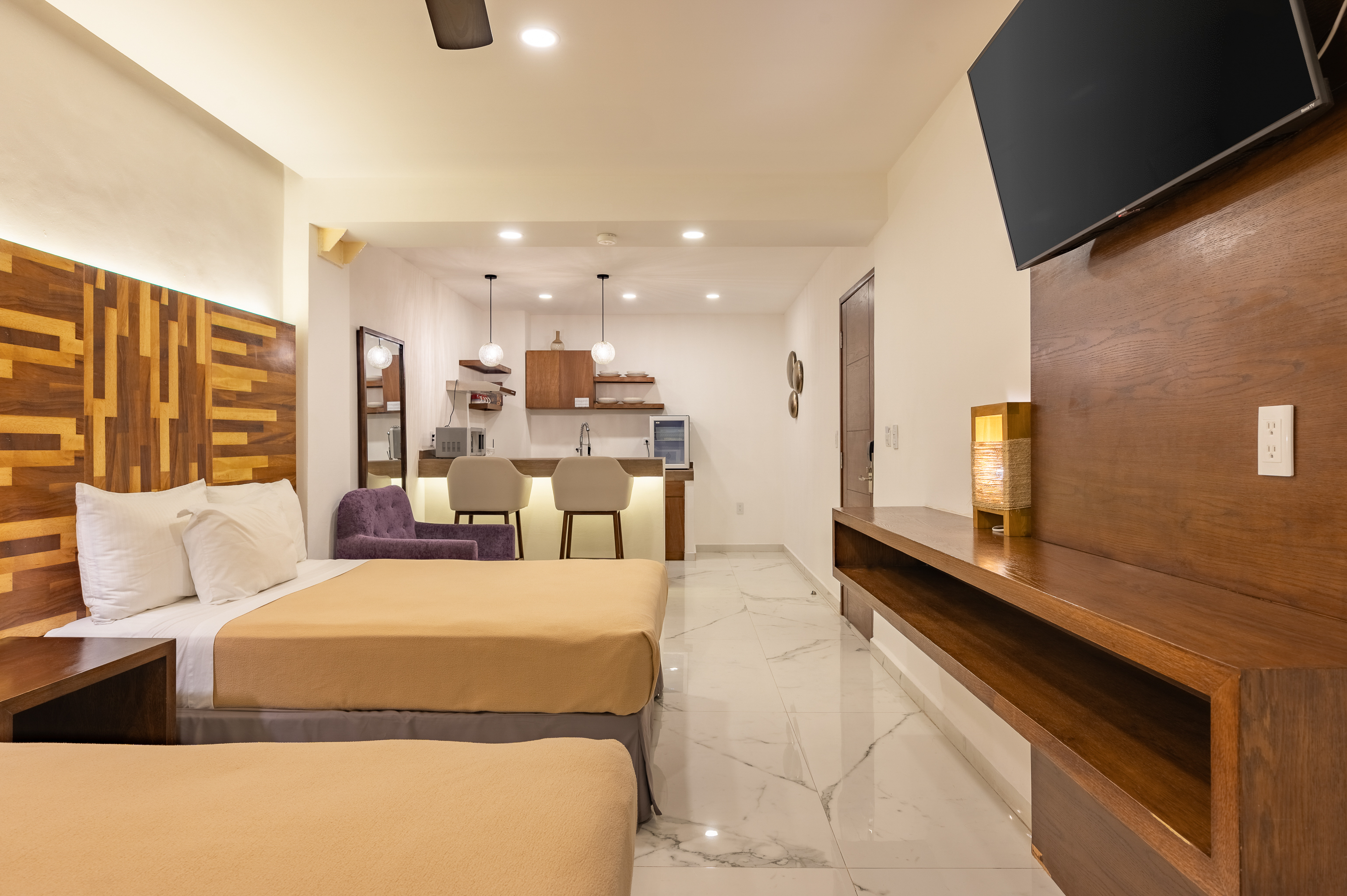 Suite Two Queen Beds