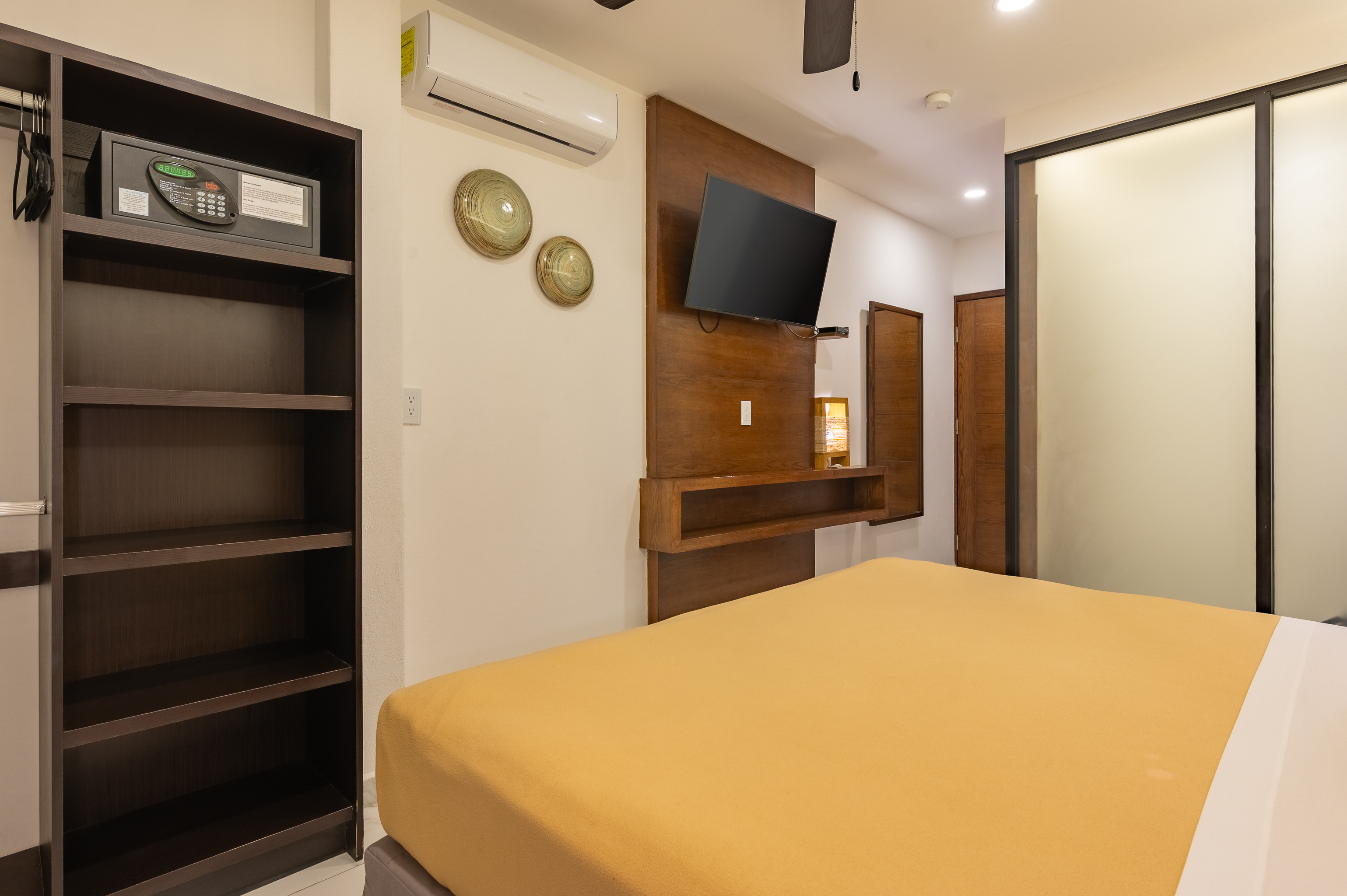 Room Deluxe King Bed